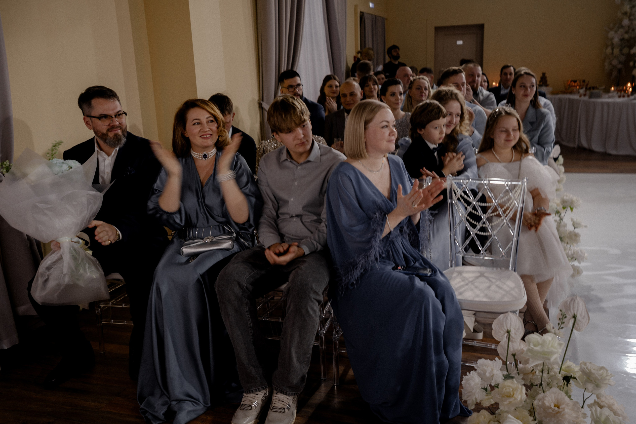 СВАДЕБНАЯ СЬЕМКА СБОРОВ В ОТЕЛЕ И ВЫЕЗД НА ЦЕРЕМОНИЮ (СНЯТО В СИБИРЕ В НИЖНЕВАРТОВСКЕ). Профессиональный фотограф, Санкт-Петербург — Виктория Богомолова