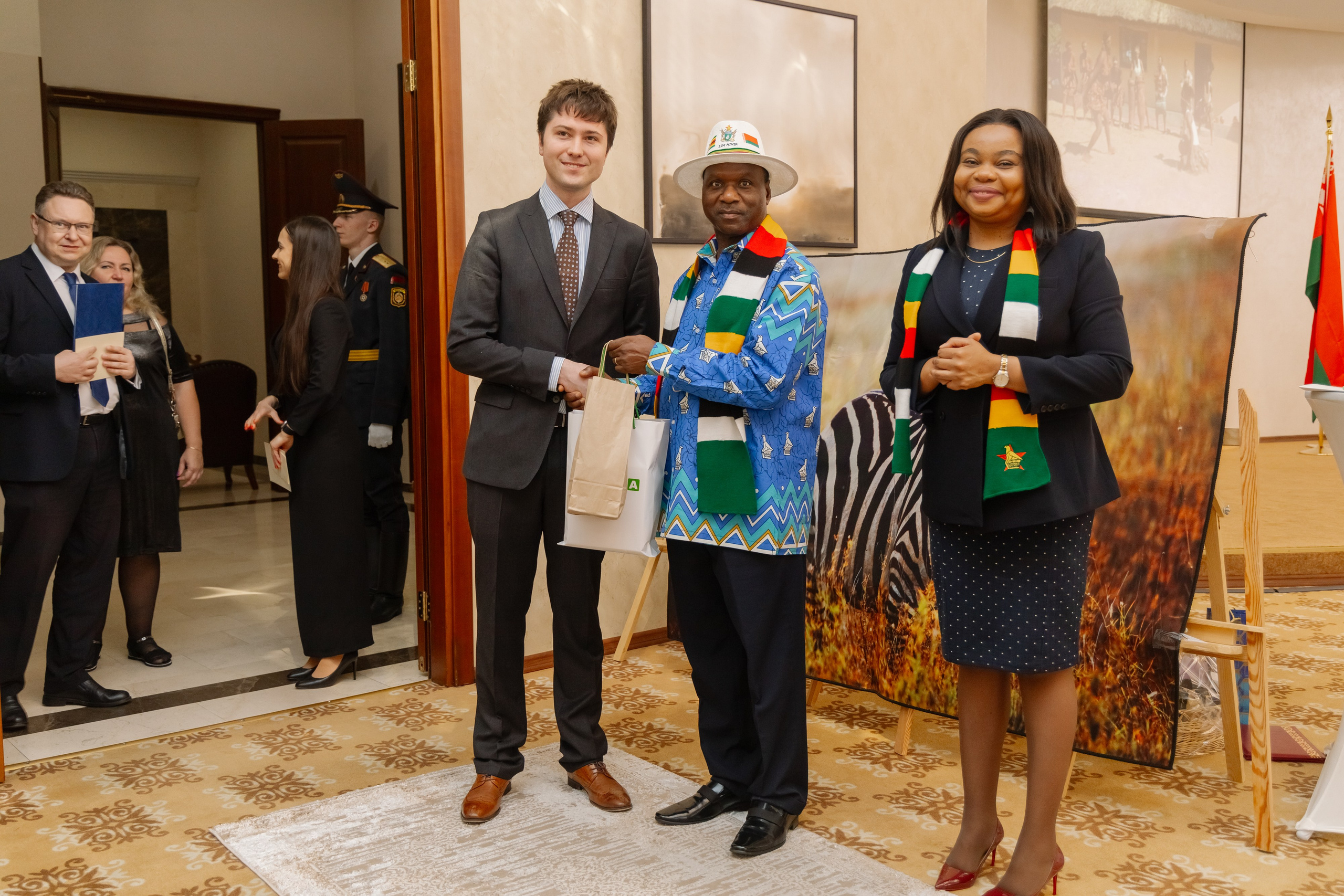 Фотосъемка делегации Посольства Зимбабве в Минске. Свадебный фотограф в Минске/Беларуси Сергей Спиридонов