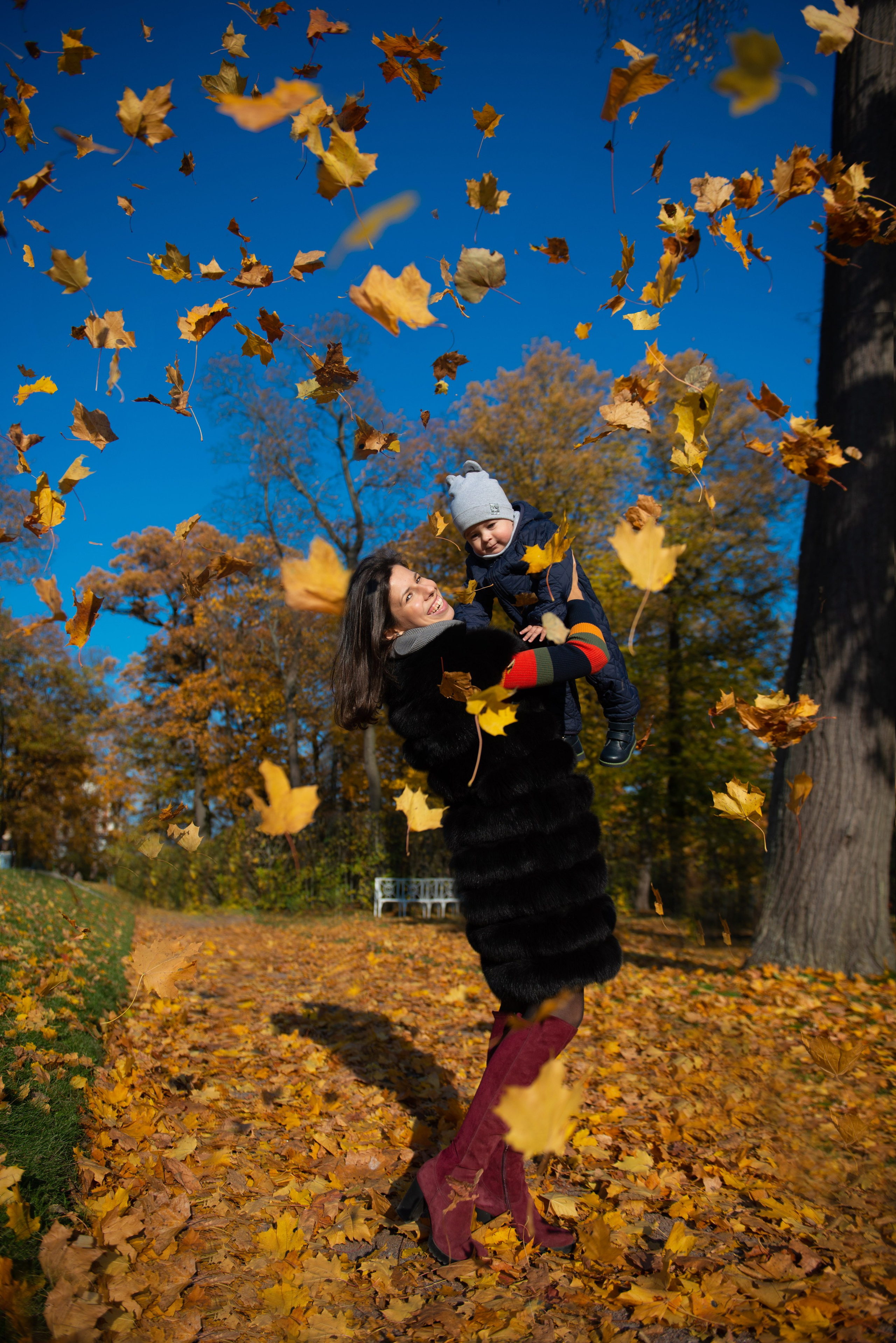 Егор, Валерия и Андрей осенняя прогулка. Портретный, семейный и свадебный фотограф в Санкт-Петербурге и в Пушкине Ширяев Денис