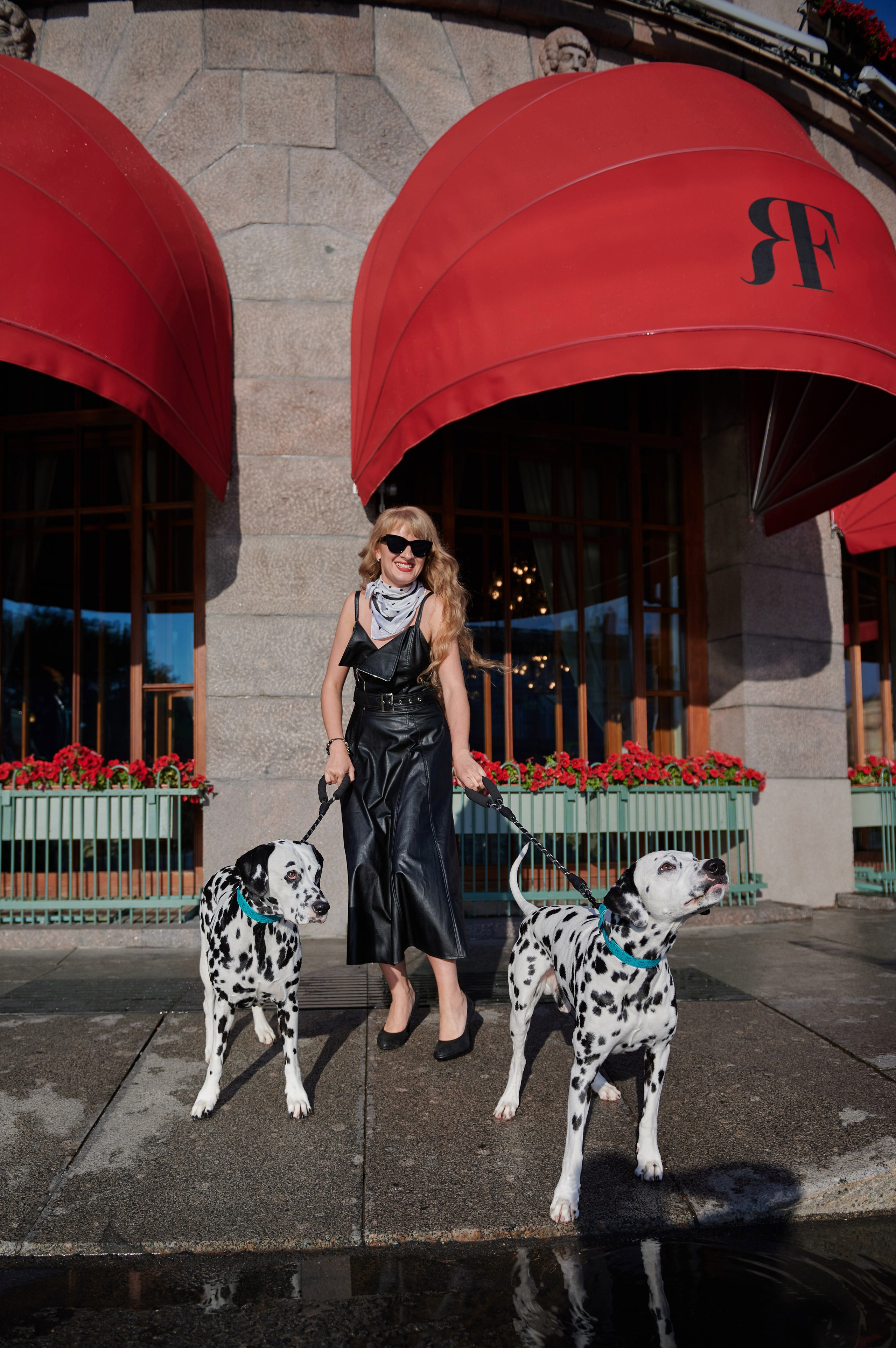 Прогулка Дарьяны по Питеру с долматинцами. Портретный, семейный и свадебный фотограф в Санкт-Петербурге и в Пушкине Ширяев Денис