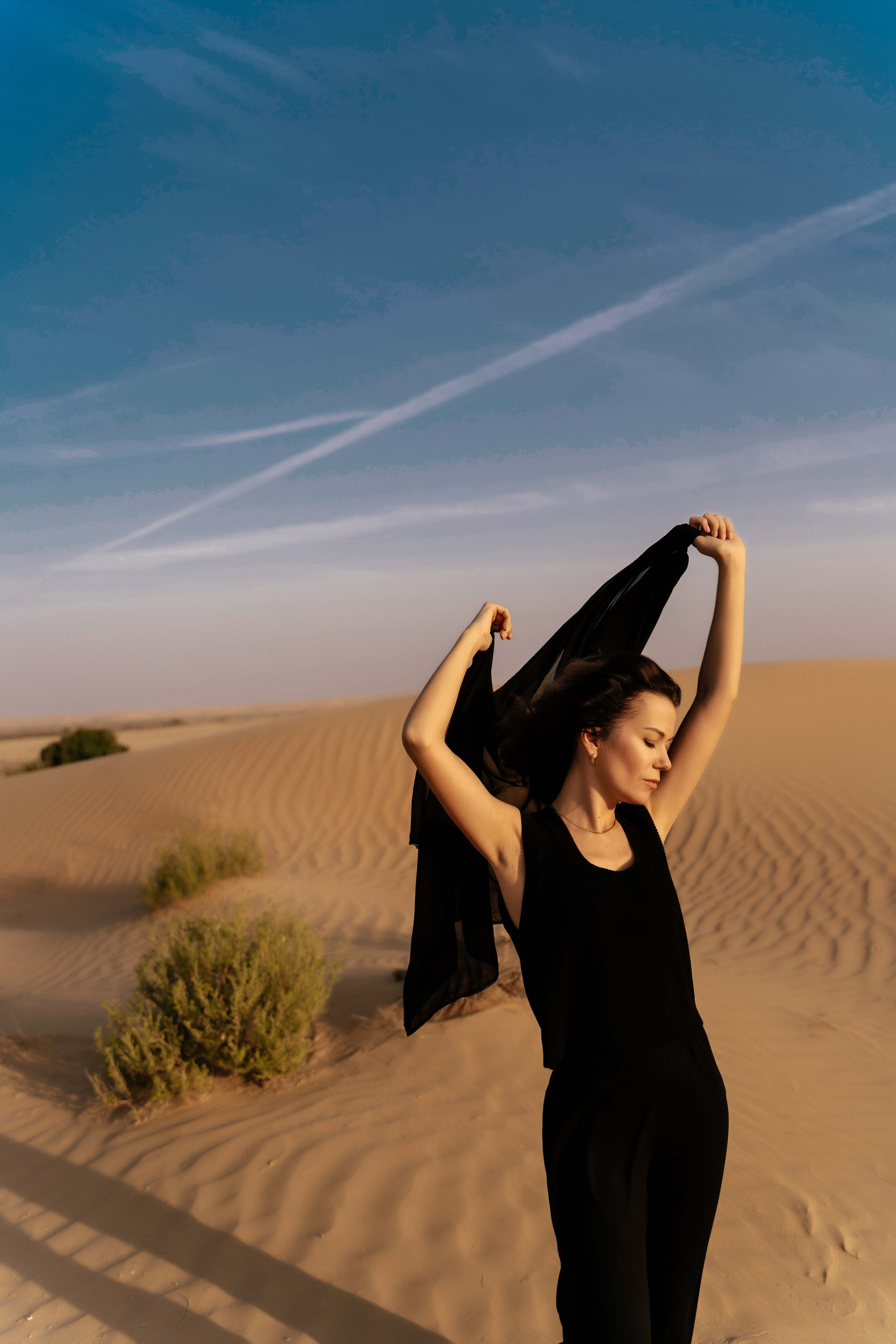 Наташа в пустыне 22 год. Фотограф и видеограф в Москве и Абу Даби Мария Кулагина
