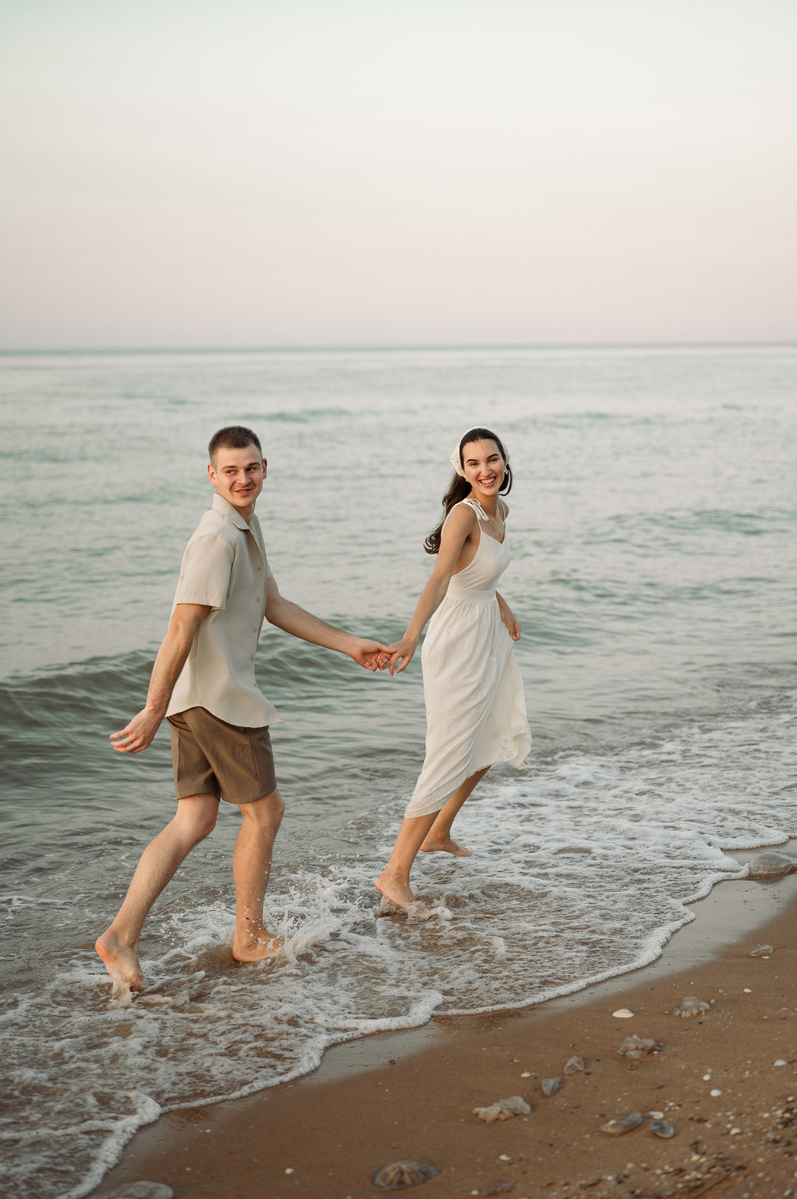 Предсвадебная съёмка на море🌊. Свадебный и семейный фотограф в Краснодаре Алина Мельник