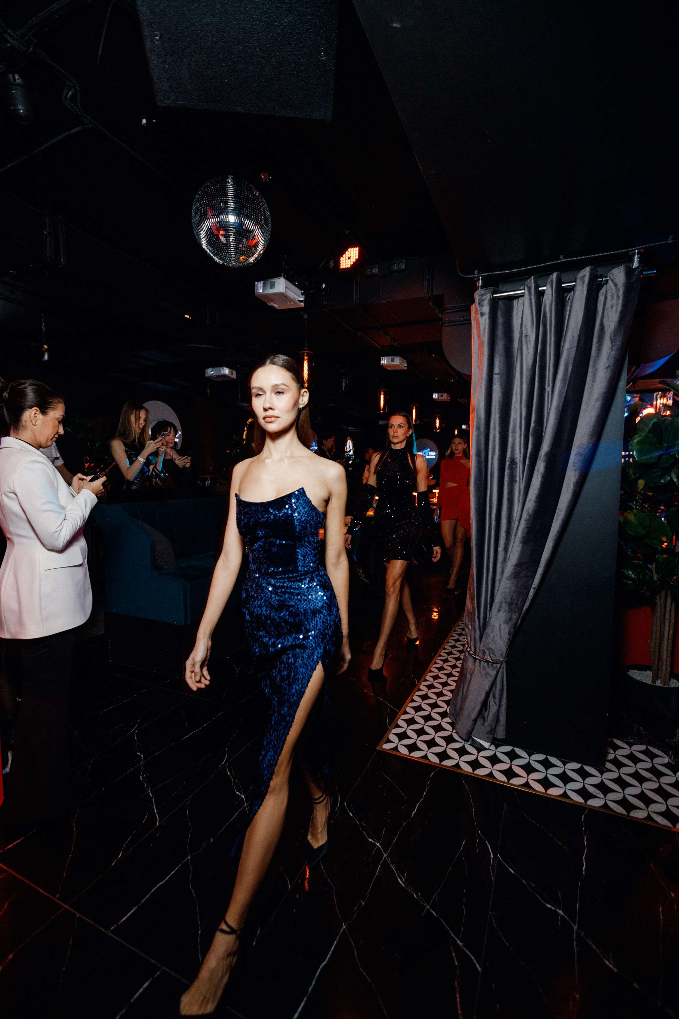 CARAMEL boutique — Презентация новой коллекции. СВОИ. ФОТООТЧЕТЫ-СОБЫТИЯ-МЕСТА