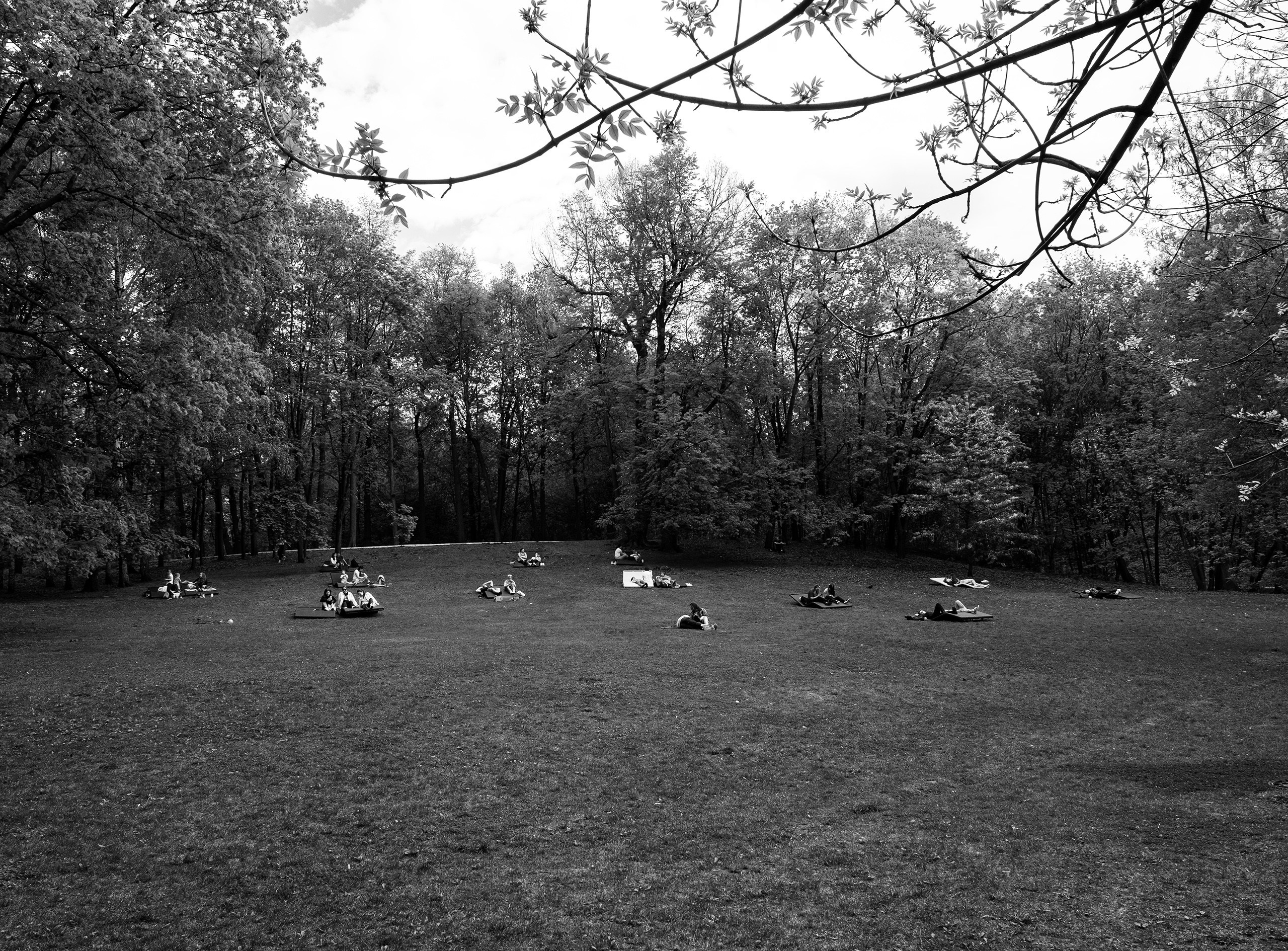 Фотографии сделанные на улицах городов. Профессиональный фотограф Игорь Пискарев в Москве. Студийная и выездная съёмка. Портретная и предметная съёмка. Авторская фотография