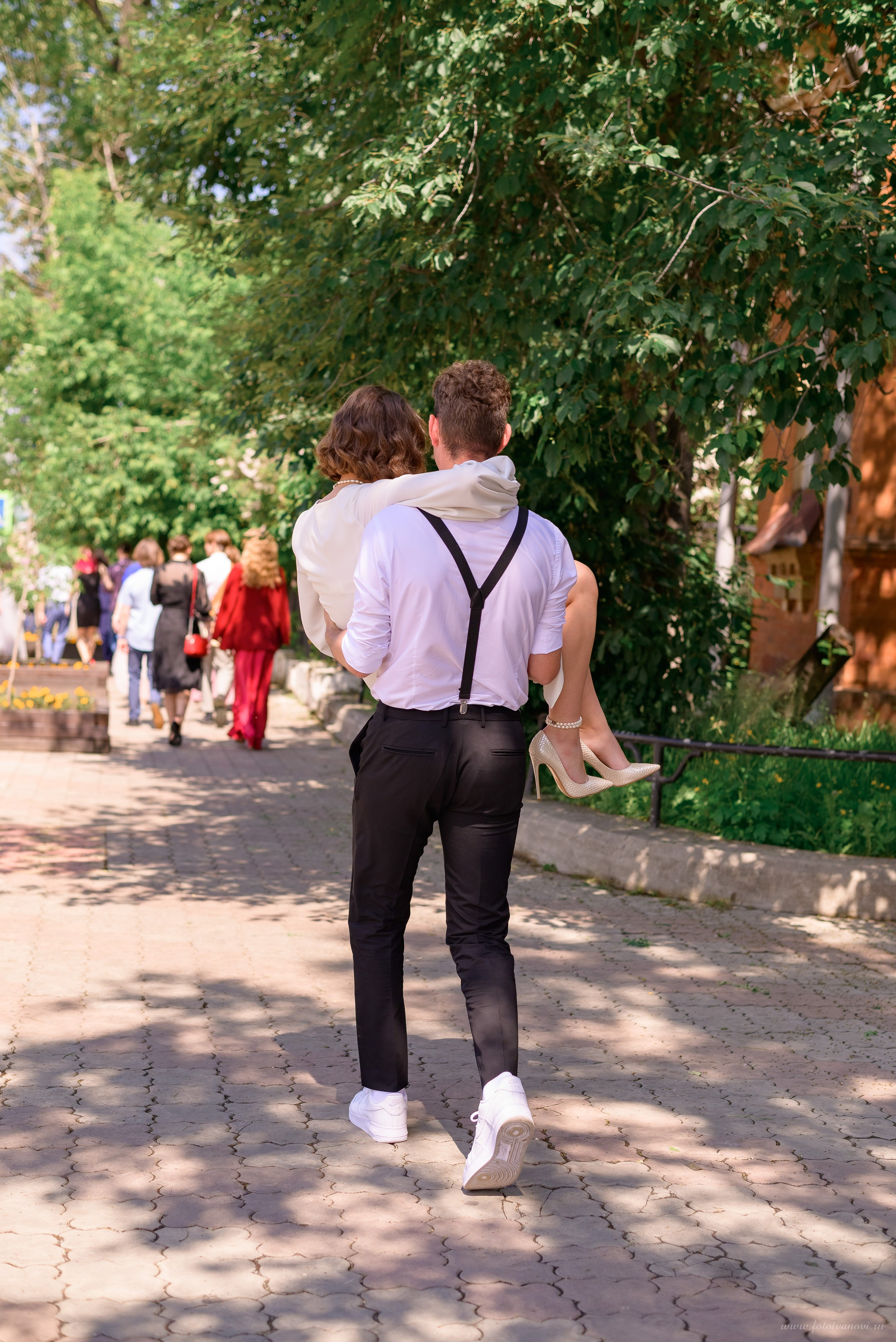 Выпускной 9-11классы. Выпускные книги Анапа Новороссийск Краснодар