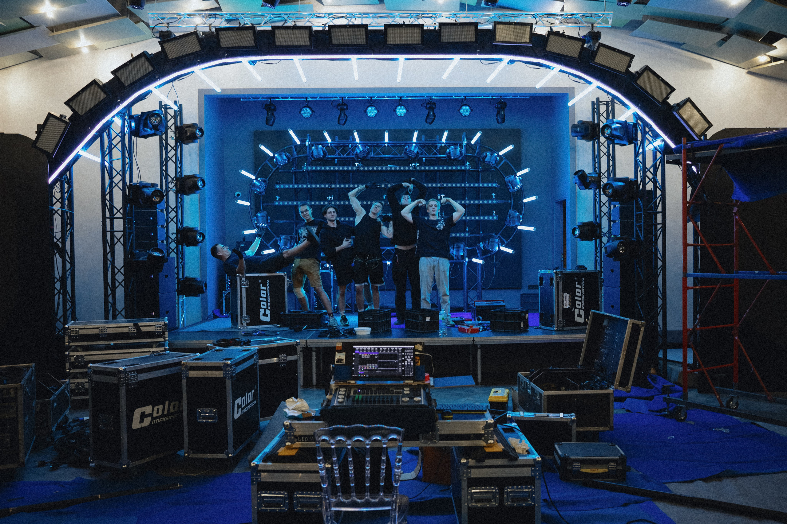 Бэки монтаж