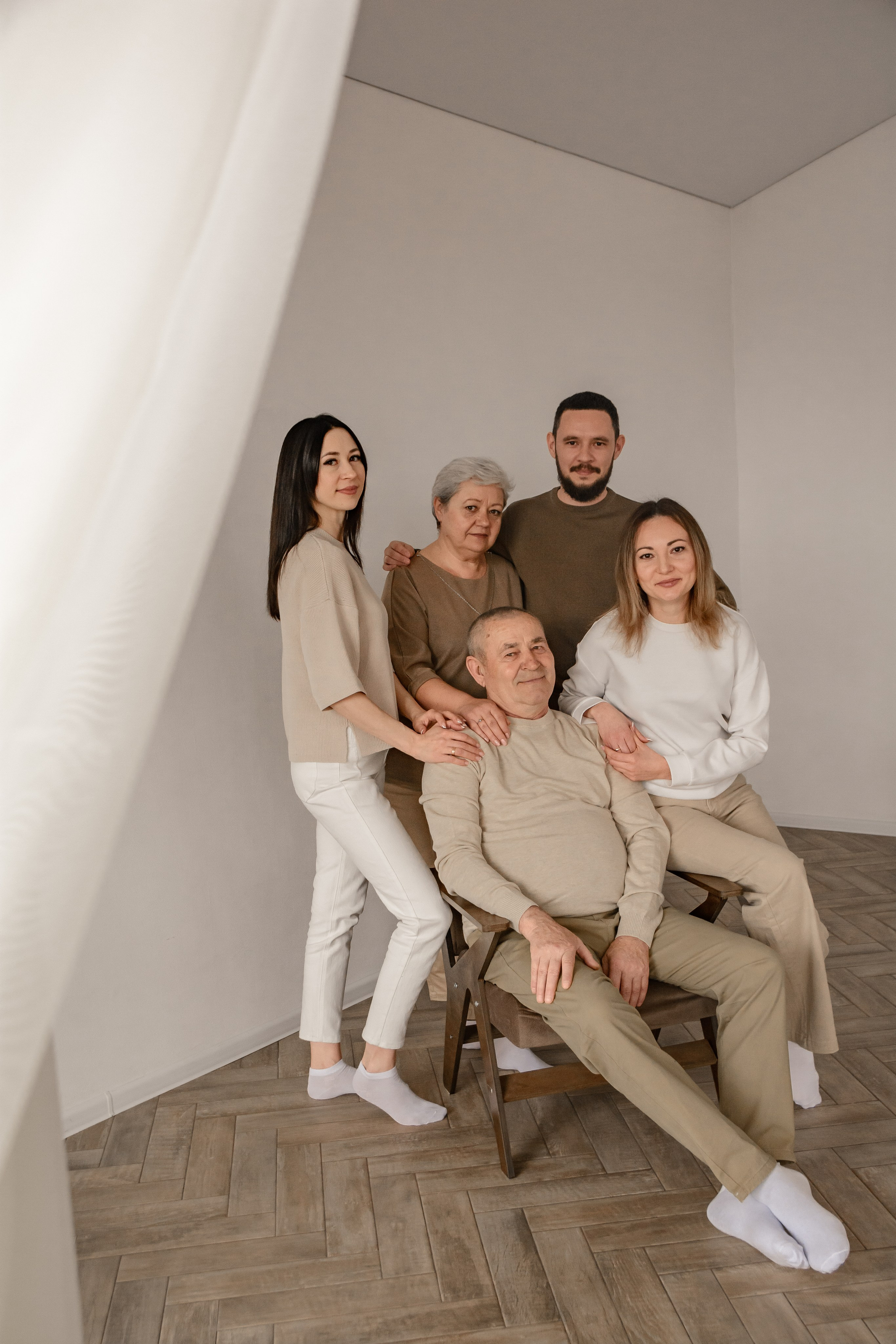 Семейная фотосессия со взрослыми детьми. Семейный и детский фотограф Кущ Наташа