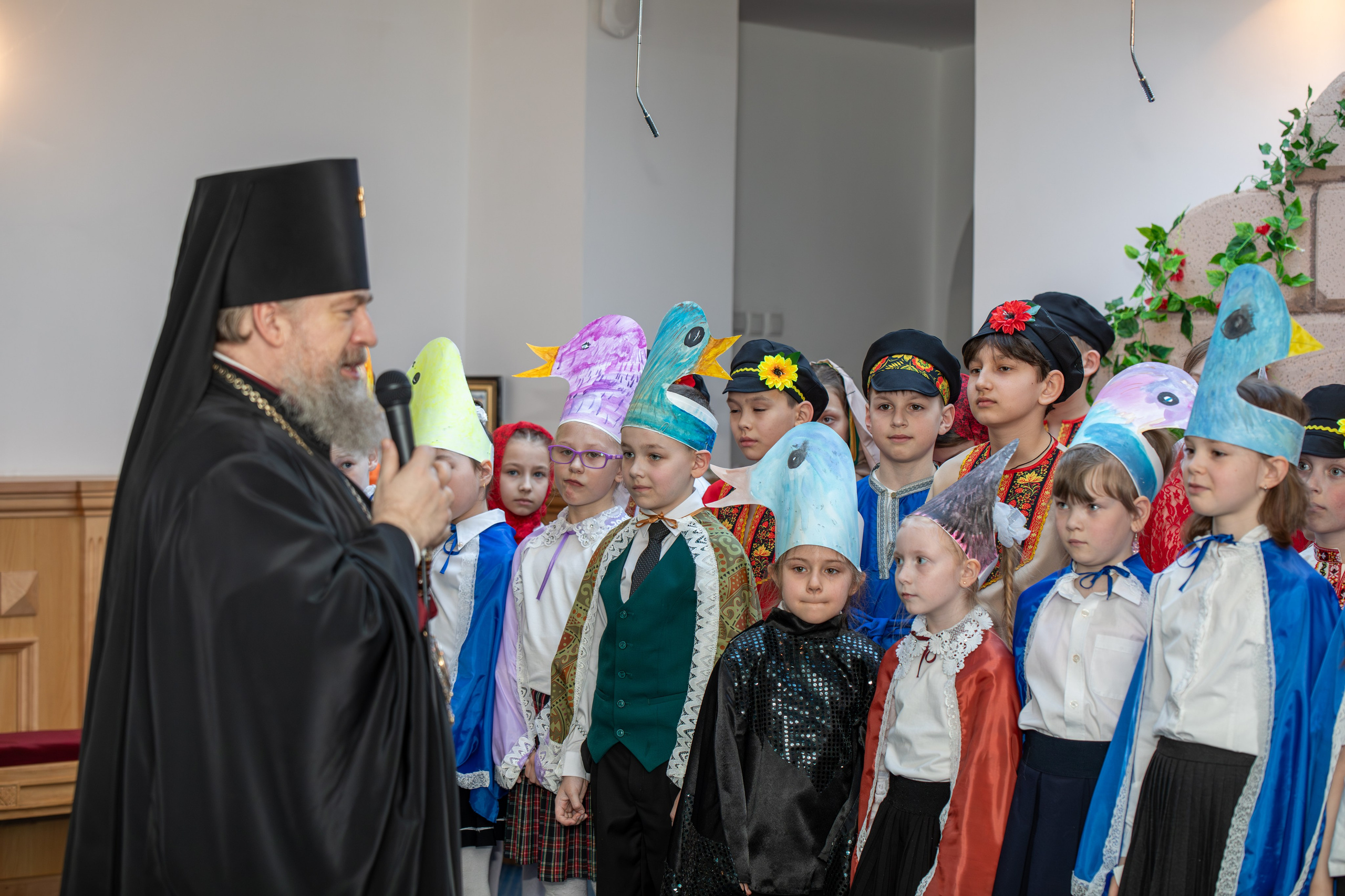 Пасхальный концерт Воскресная школа 2025. Фотограф Таинств Крещение и Венчания г. Магадан Власова Ульяна