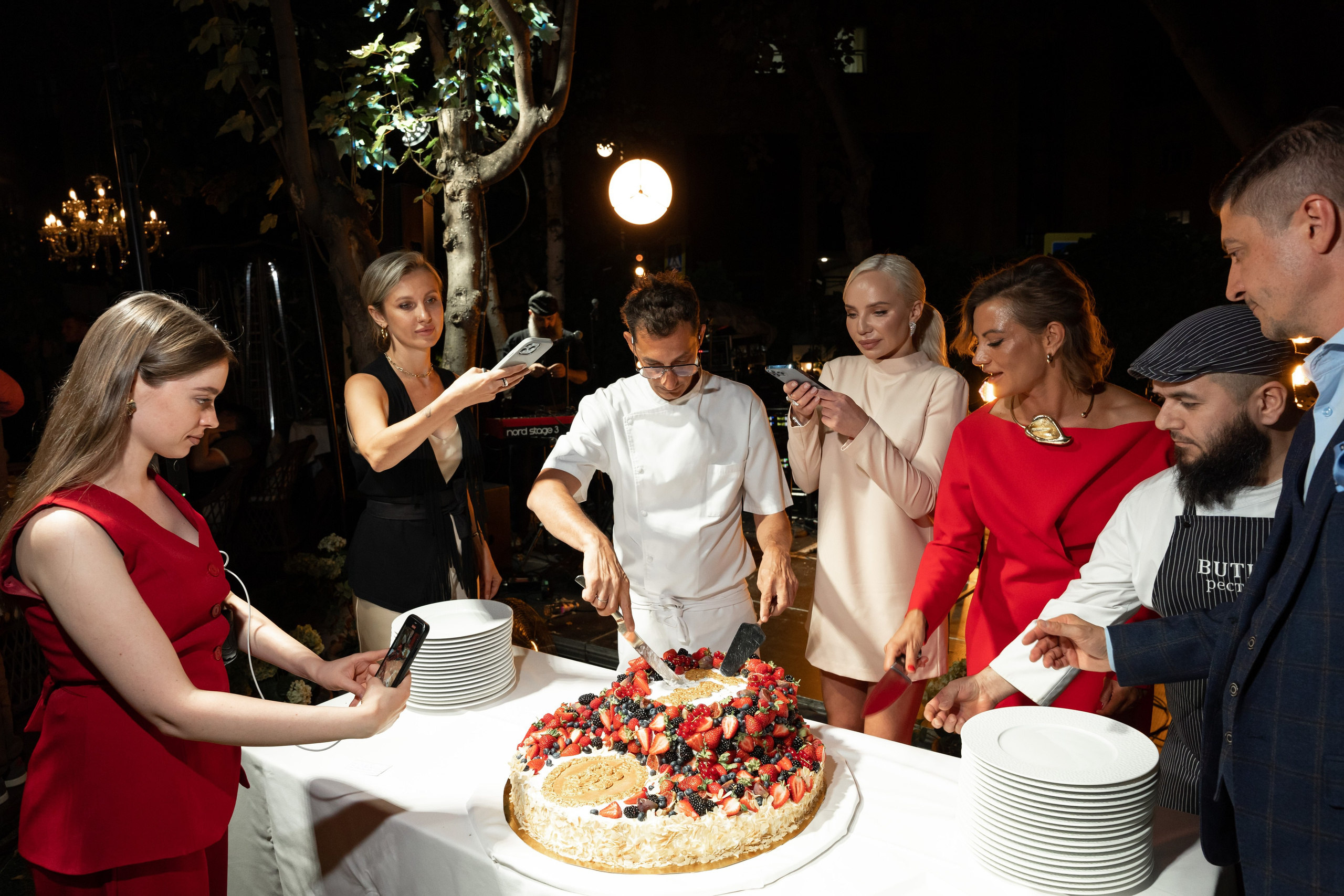 BUTLER. 12 сентября. День рождения ресторана. Портретный и репортажный фотограф в Москве Разуменко Роман