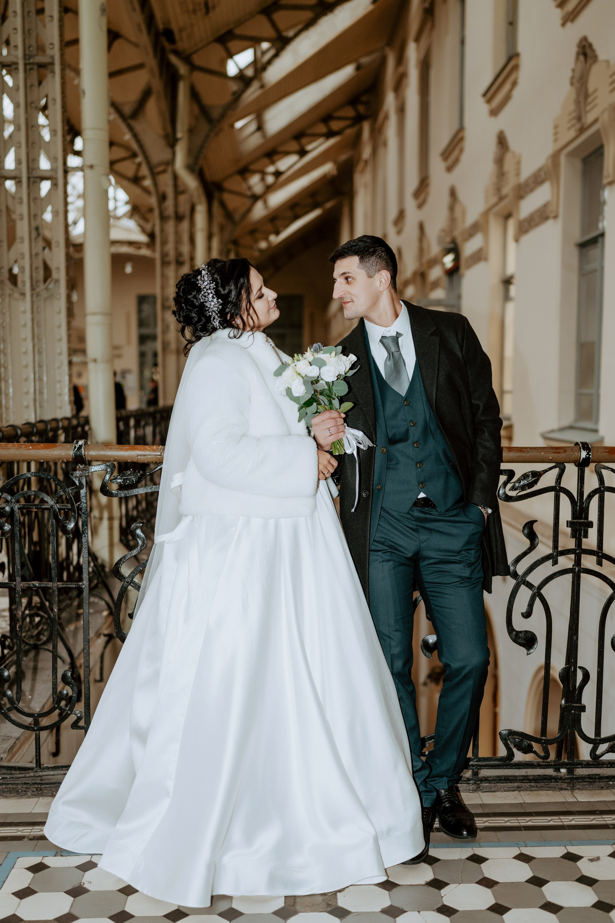 Свадьба, Витебский вокзал. Фотограф Оксана Шавва