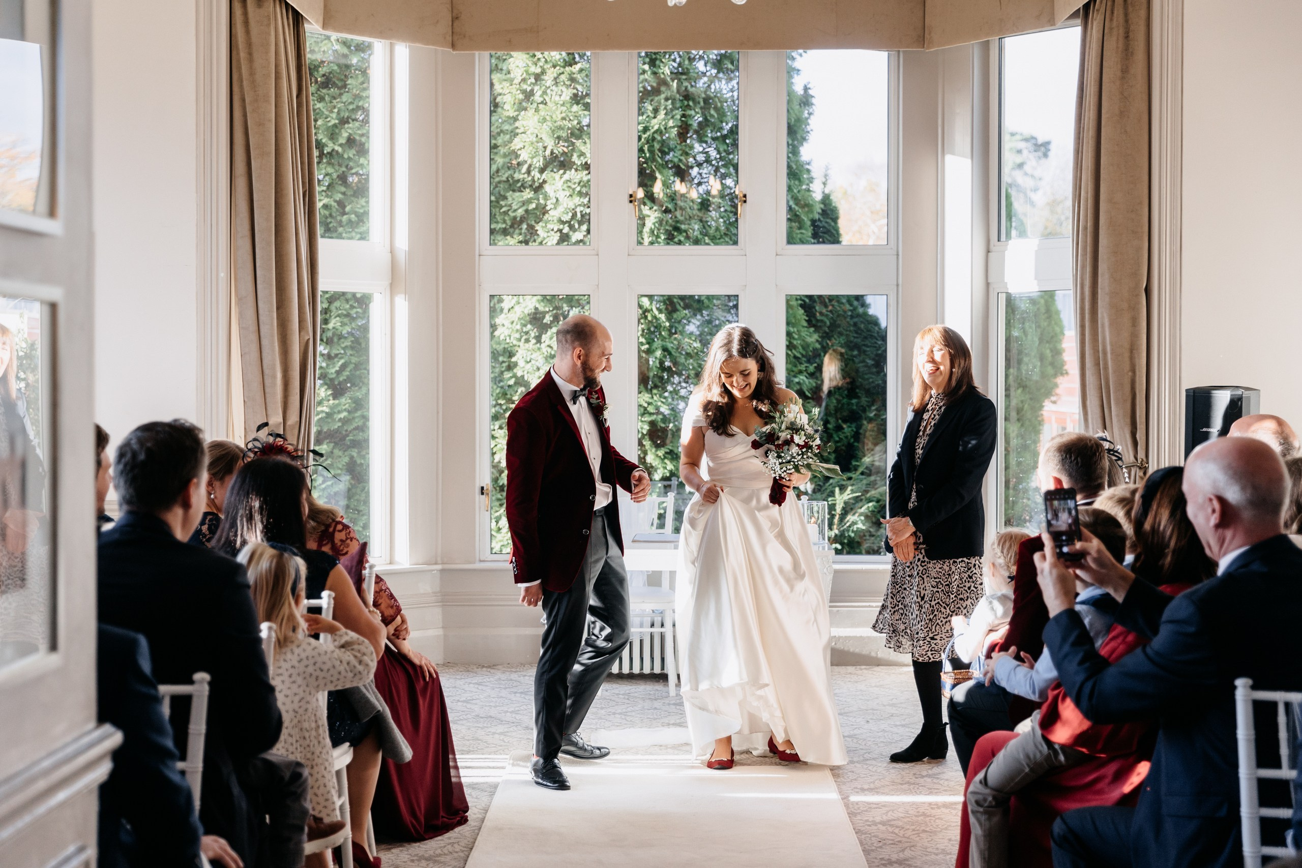 Hartsfield Manor Wedding. Moments Catchers — Wedding Photography & Video Duo in London