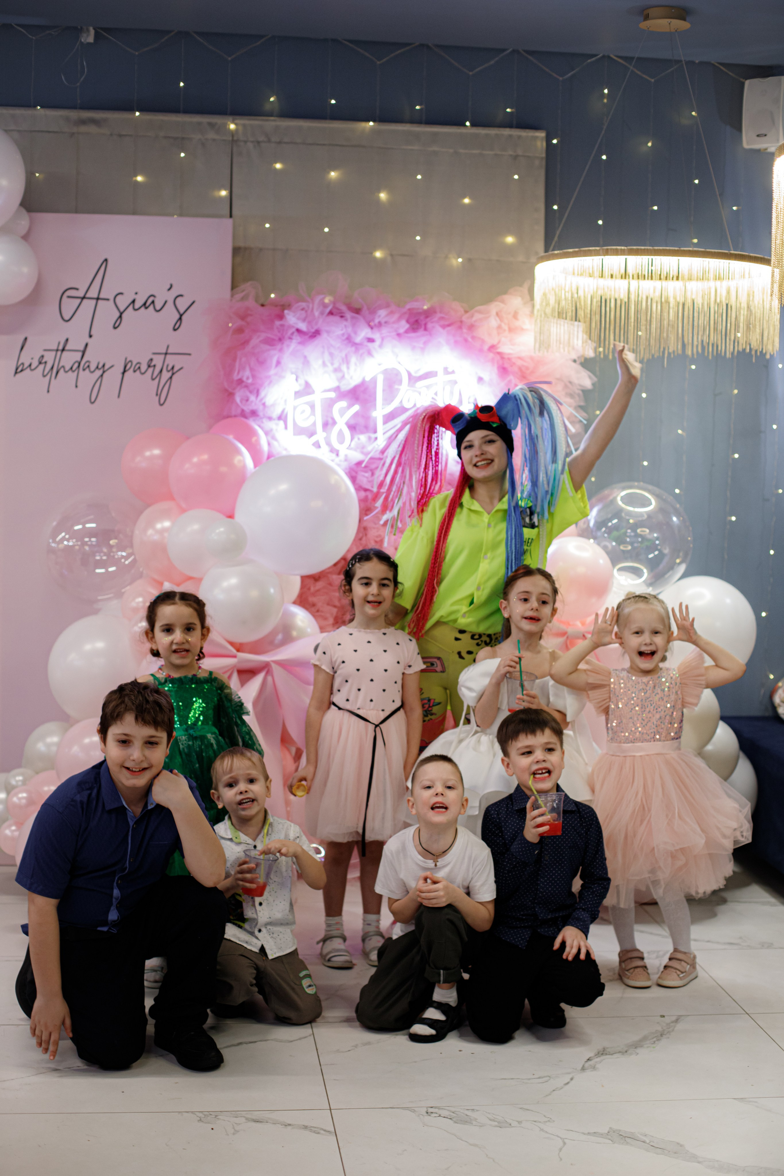 ASIA'S BIRTHDAY PARTY. Photokarish