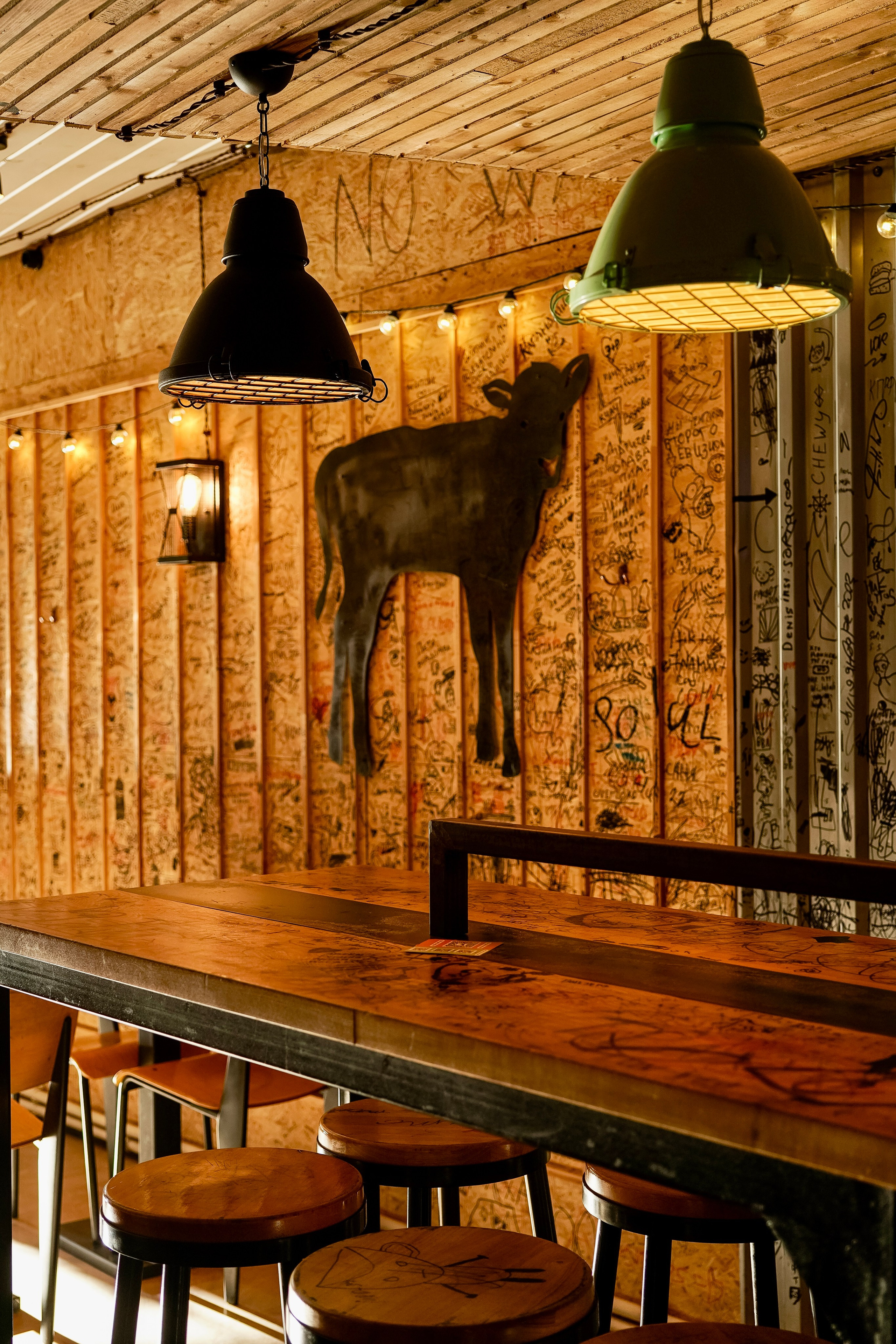 BB&Burgers. AMODEO STUDIO