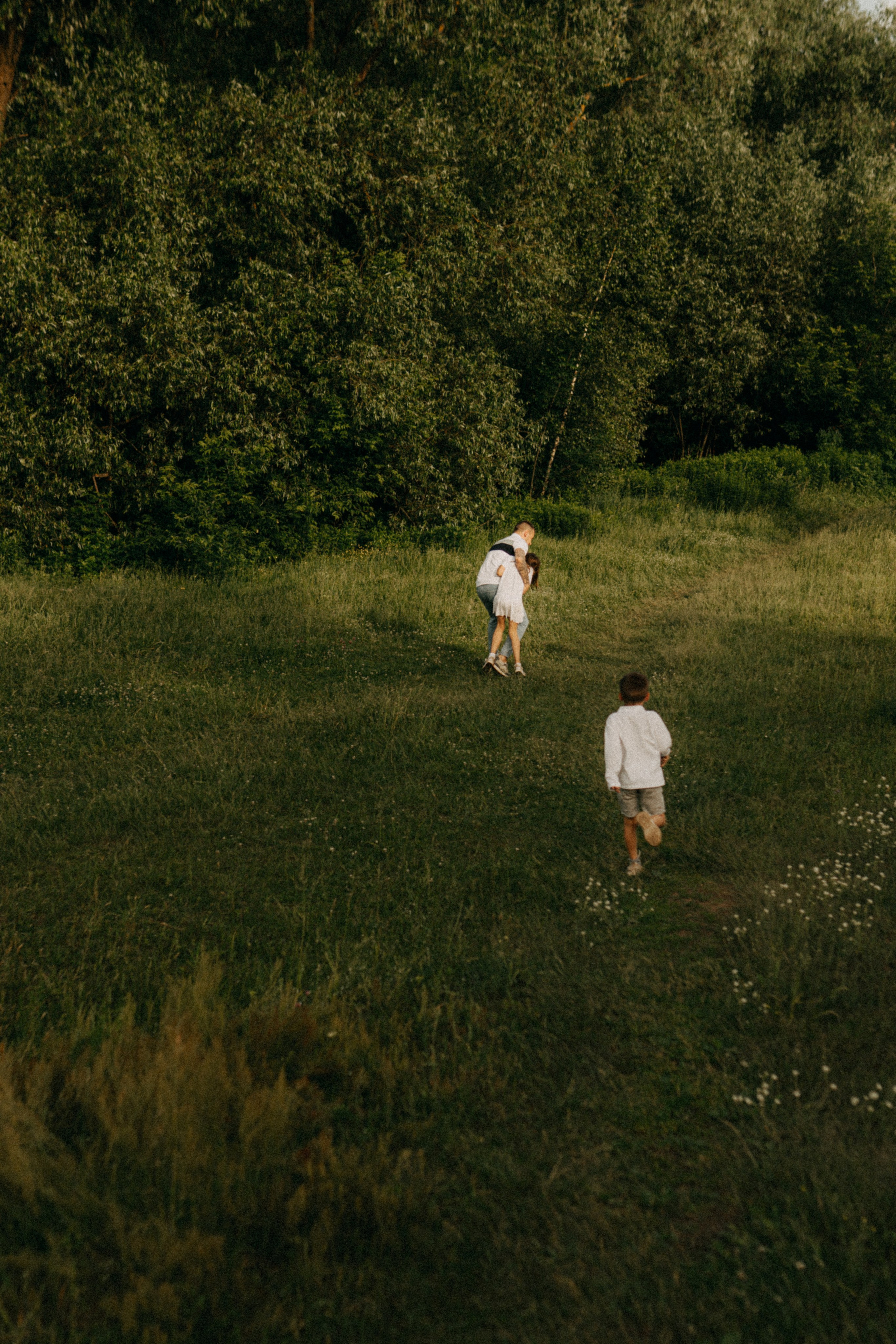 Семейная съемка в Ивантеевке, Love story в г. Мытищи. Свадебный фотограф в г. Москва, МО Гороза Алена