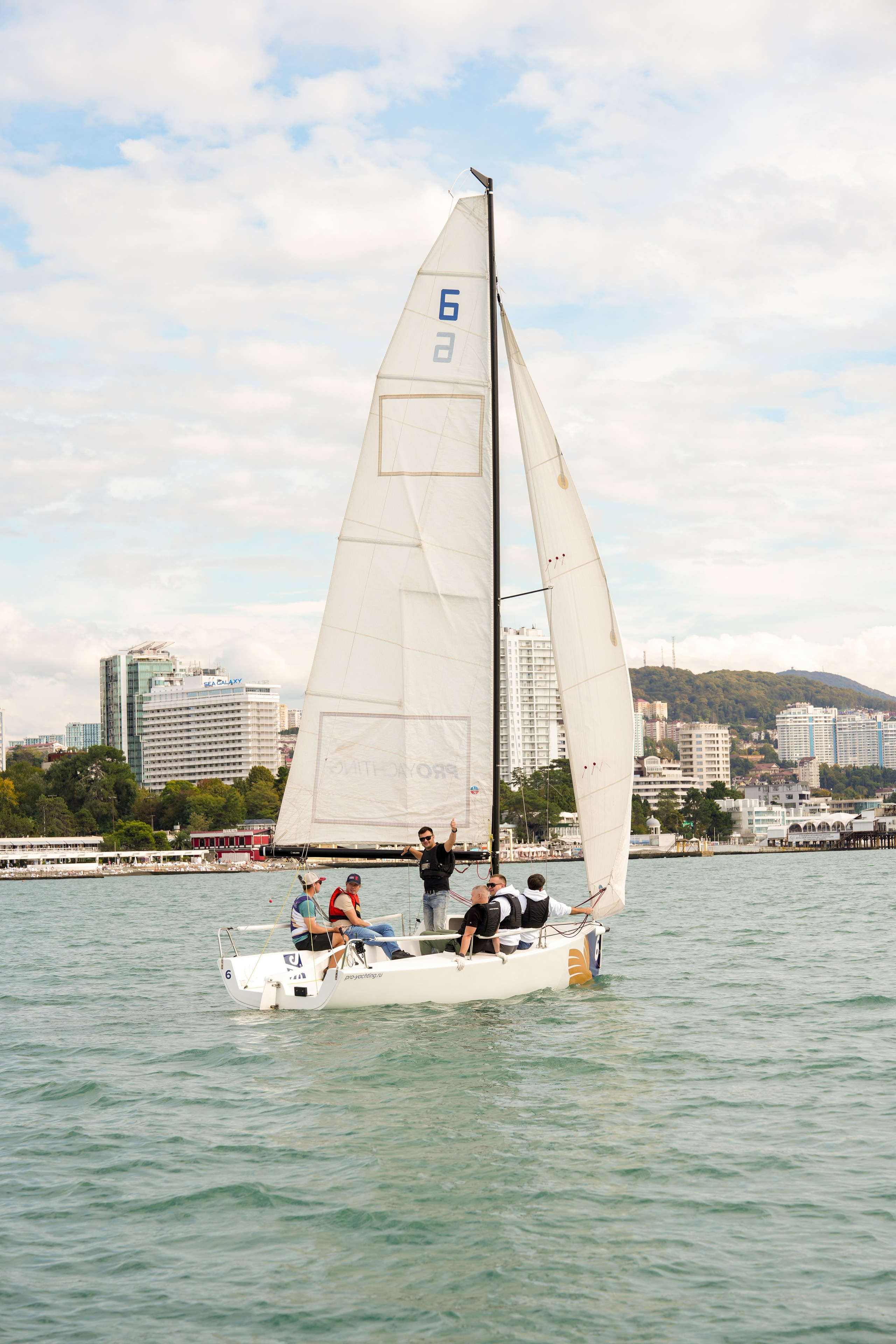 Яхтенная регата для компании Агрегатка. Репортажный фотограф в Красной Поляне и Сочи Павлюченко Екатерина