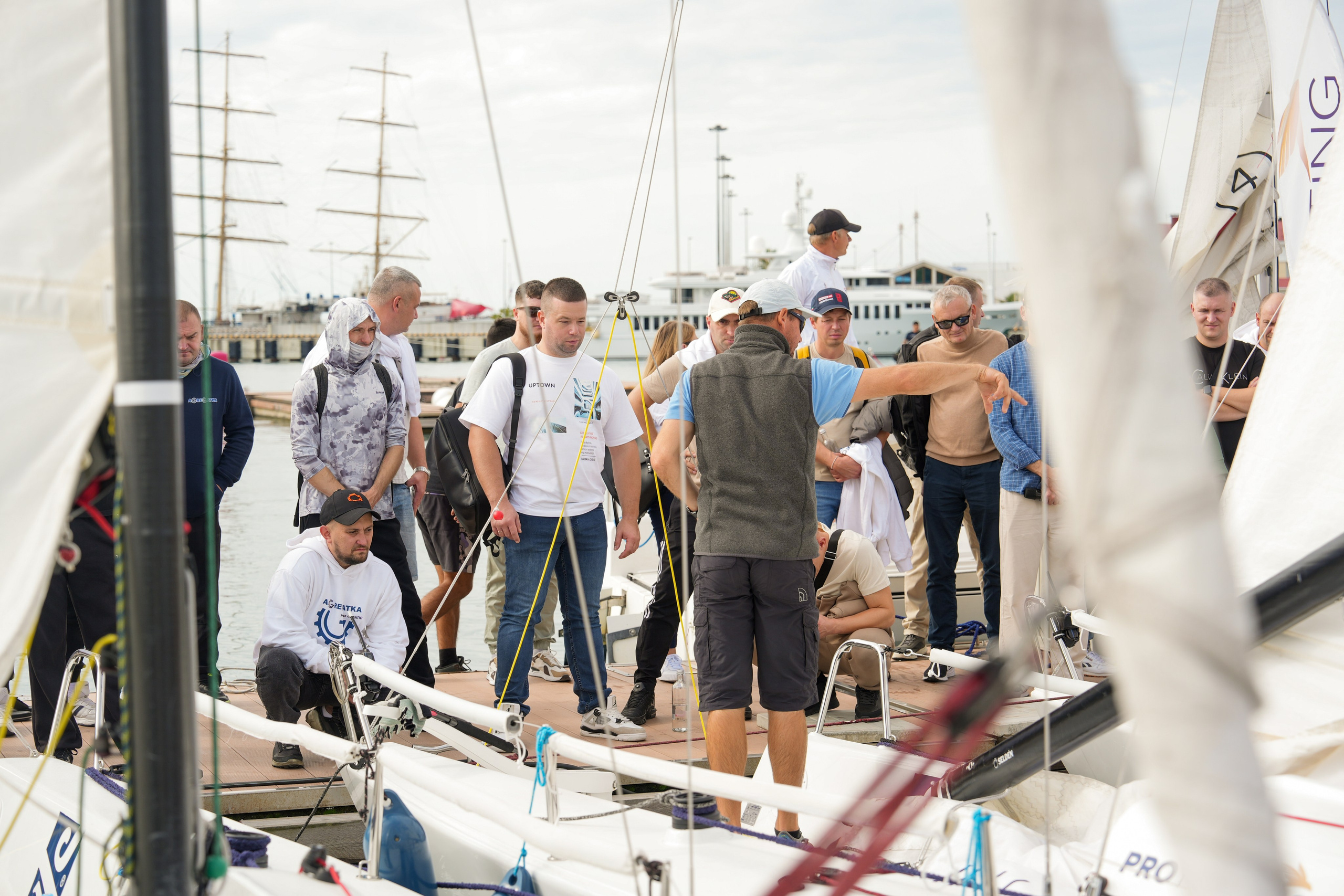 Яхтенная регата для компании Агрегатка. Репортажный фотограф в Красной Поляне и Сочи Павлюченко Екатерина
