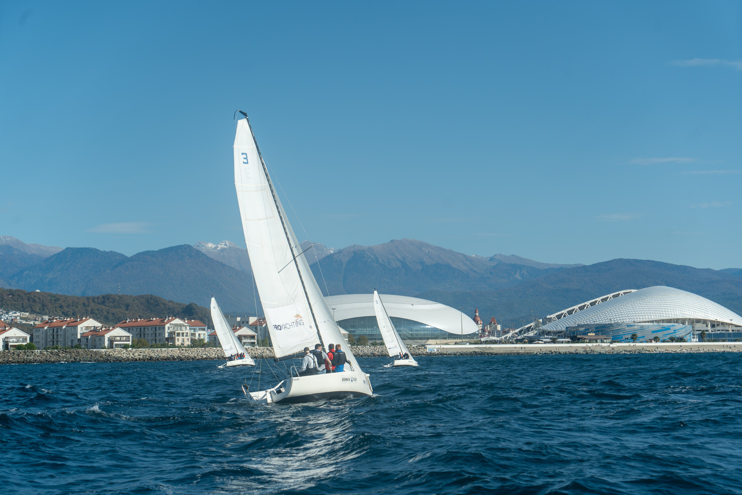 MICE мероприятие для компании «Базис». Репортажный фотограф в Красной Поляне и Сочи Павлюченко Екатерина