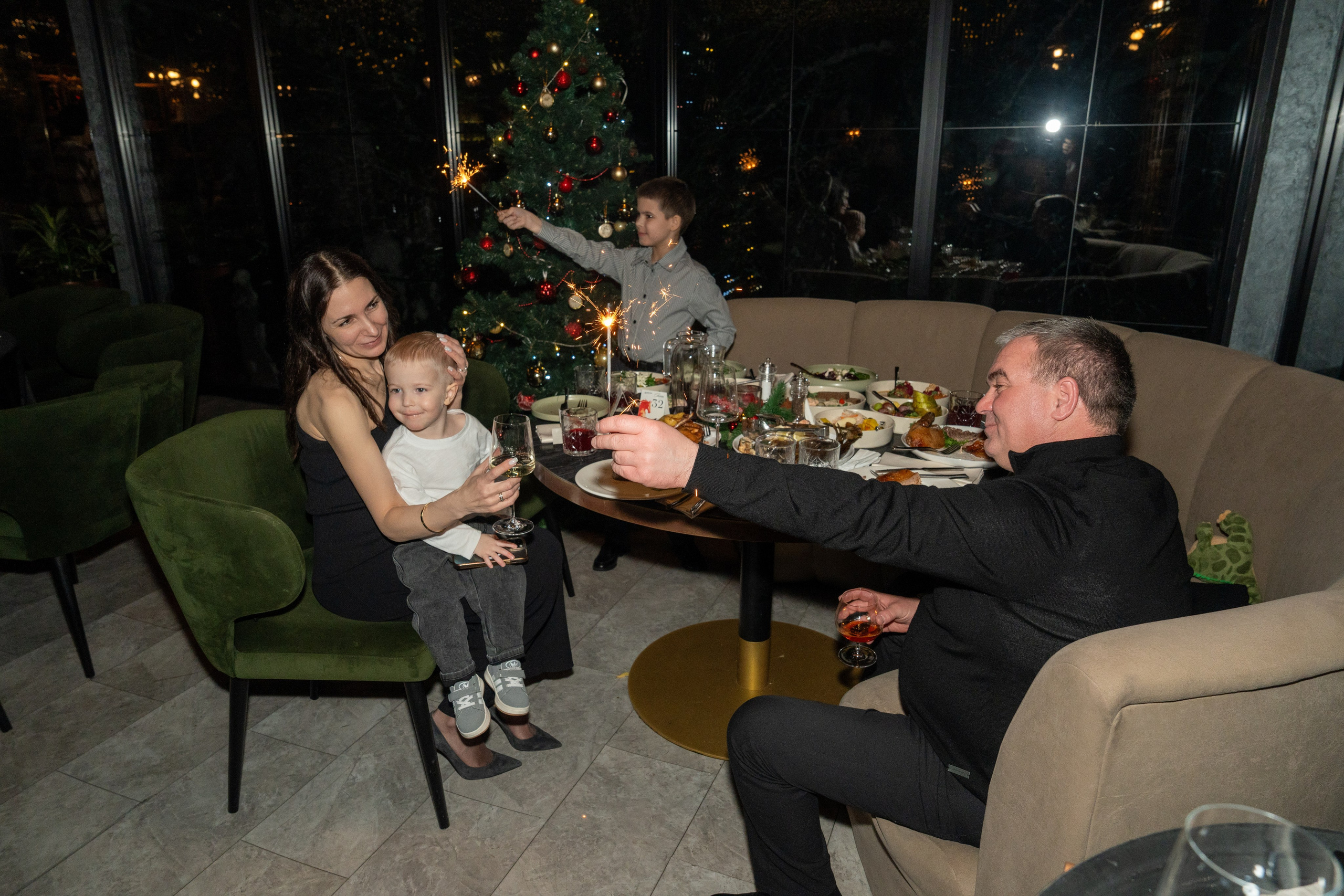 RS NYEAR2026. Репортажный фотограф в Красной Поляне и Сочи Павлюченко Екатерина