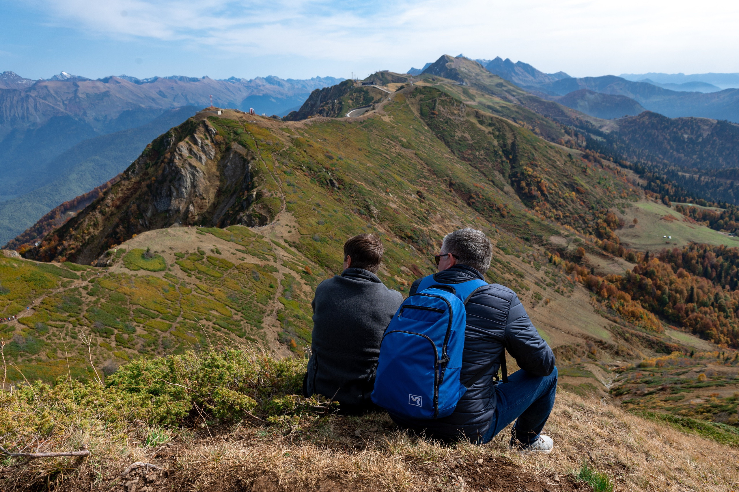 Хайкинг по трем курортам Красной Поляны 2022. Репортажный фотограф в Красной Поляне и Сочи Павлюченко Екатерина