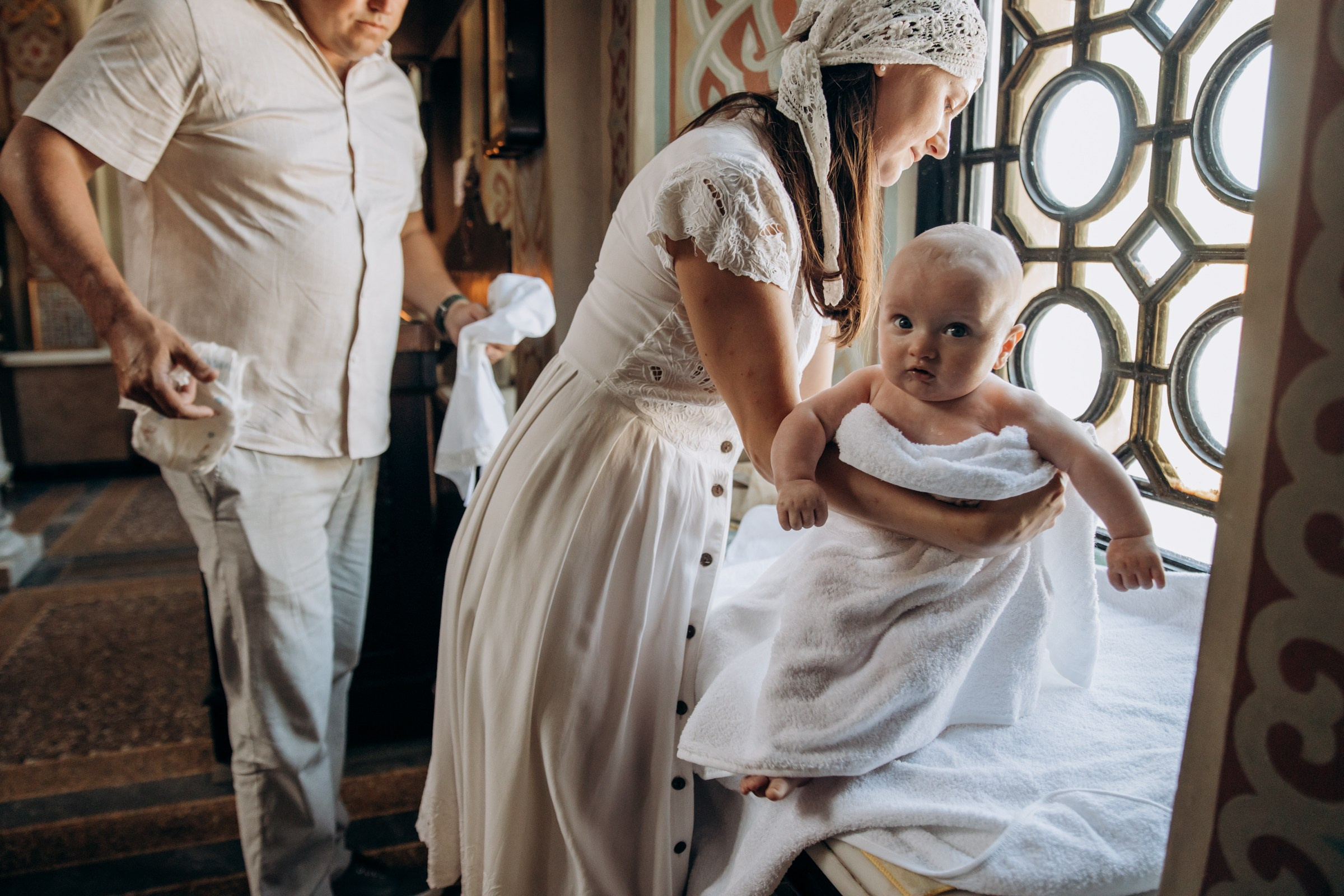 Крестины Мирона. Форосская церковь. Фотограф в Крыму — Федор зайцев. Свадебная, семейная и портретная съёмка. Фотографии для контента, для бизнеса. Корпоративная съёмка