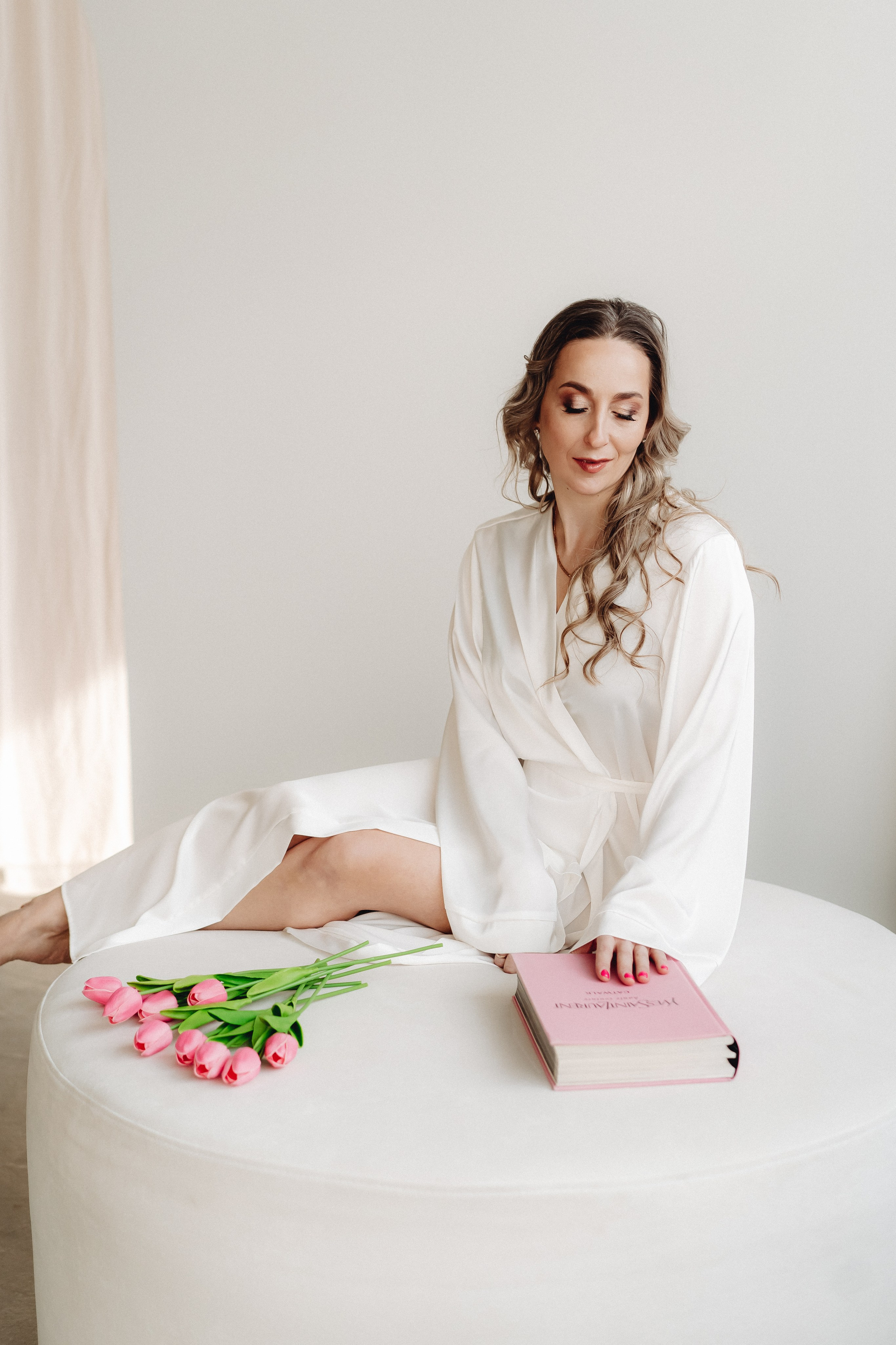 В студии. Семейный и контент фотограф в Красноярске Власова Екатерина