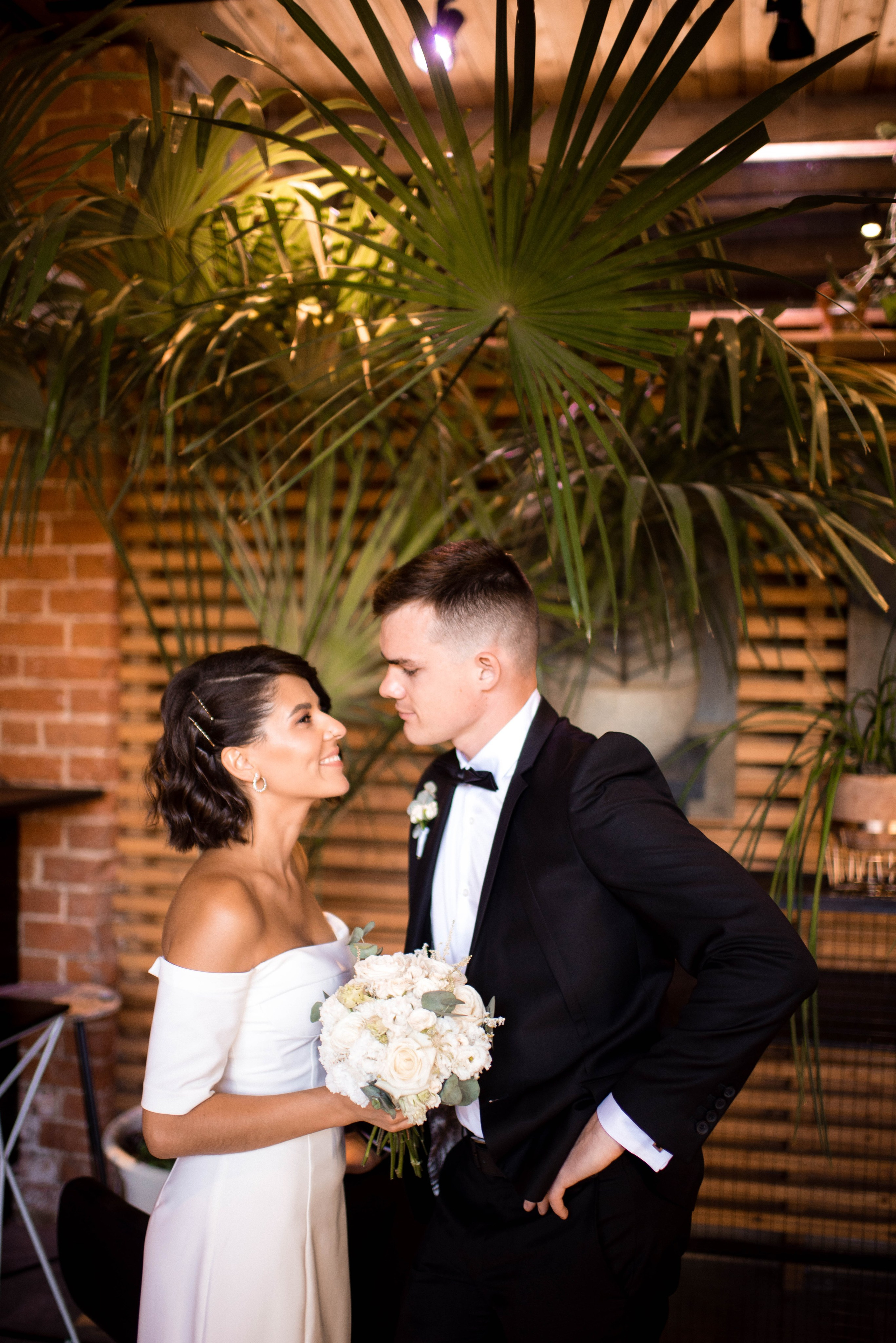 Айгуль и Юрий. Главная