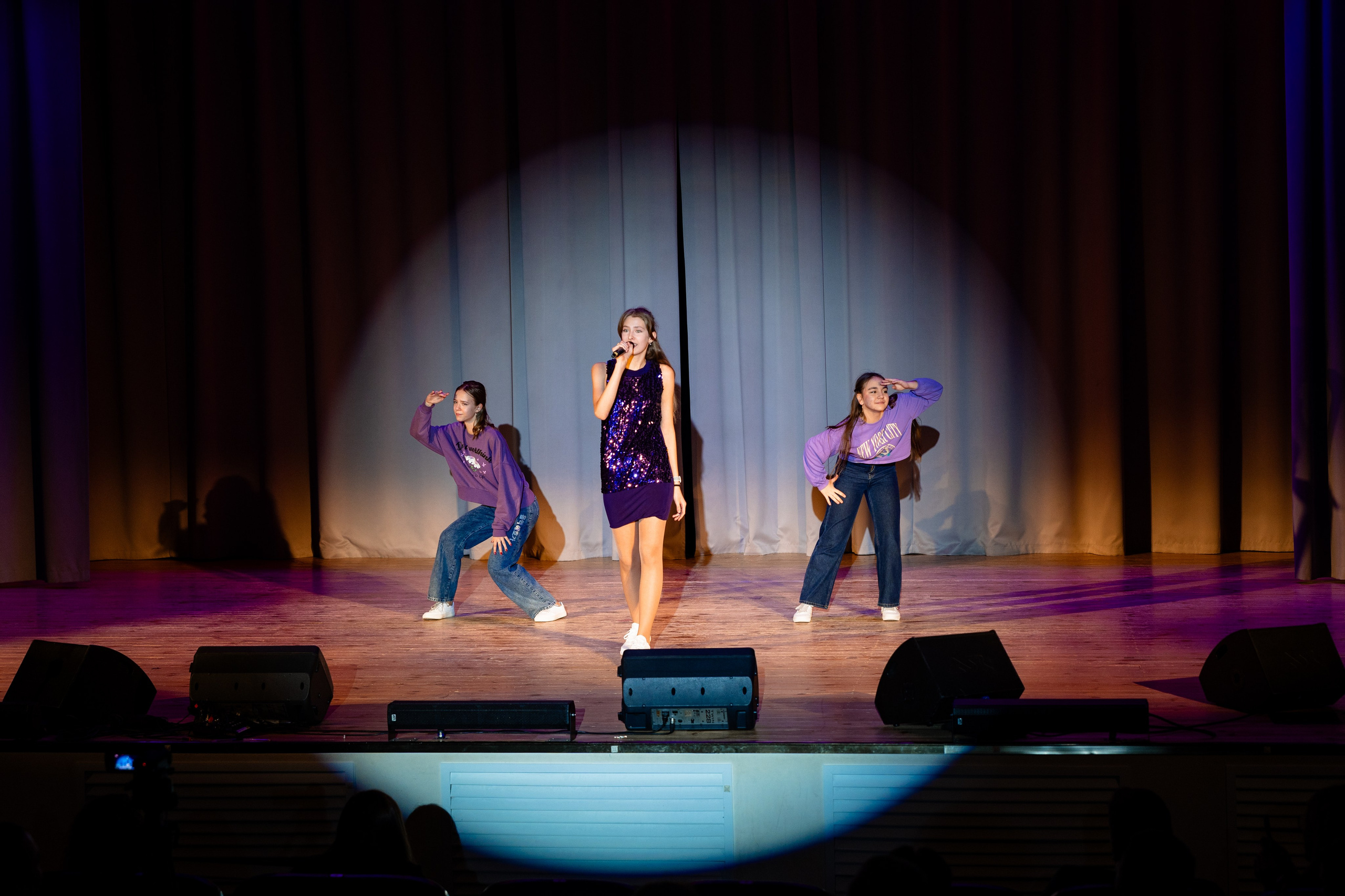 Концерт ДК Буривестник. Фотограф Никита Комаров