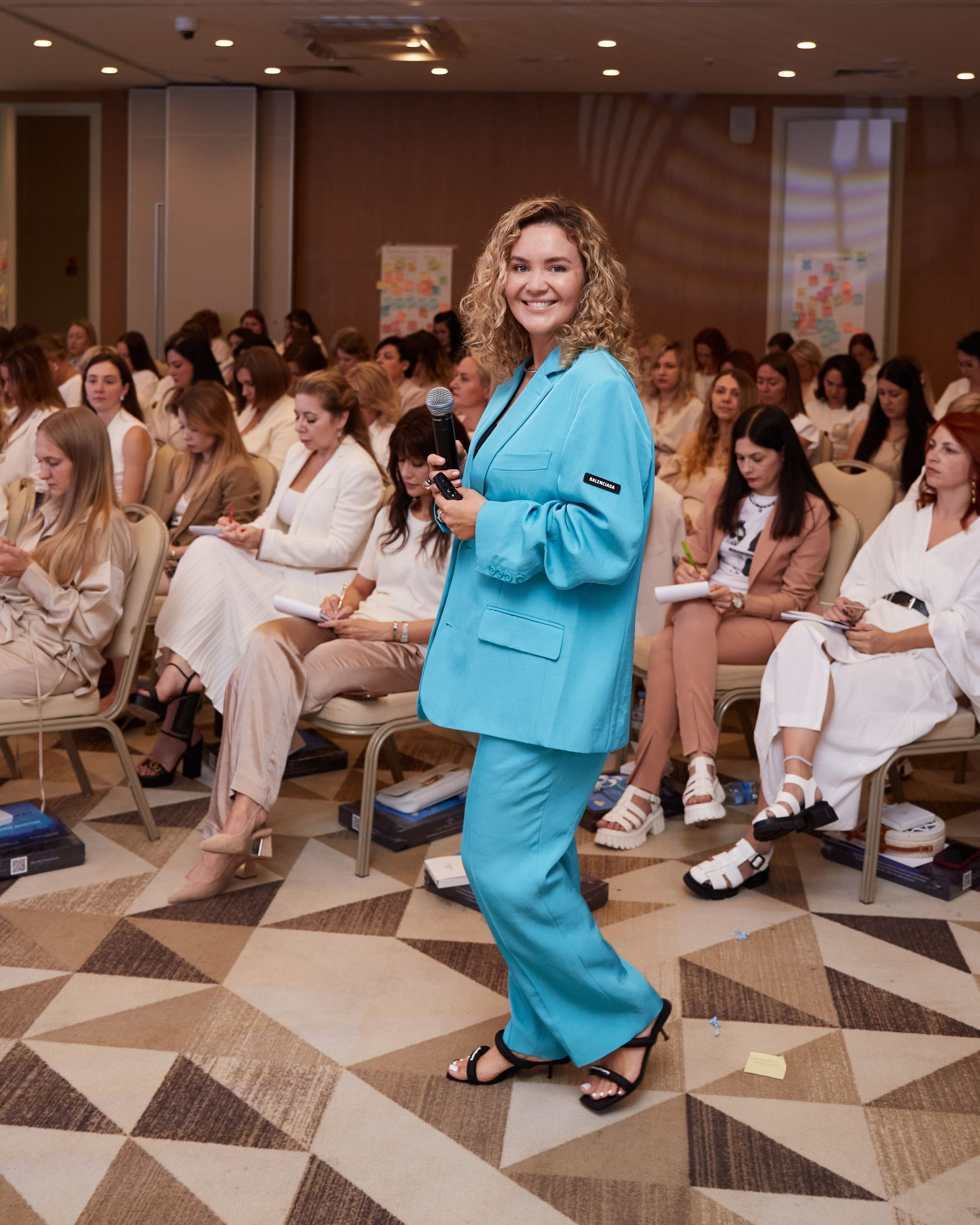 Тренинг Юлии Родочинской «Путь Гениальности». Фотограф Андрей Егоров