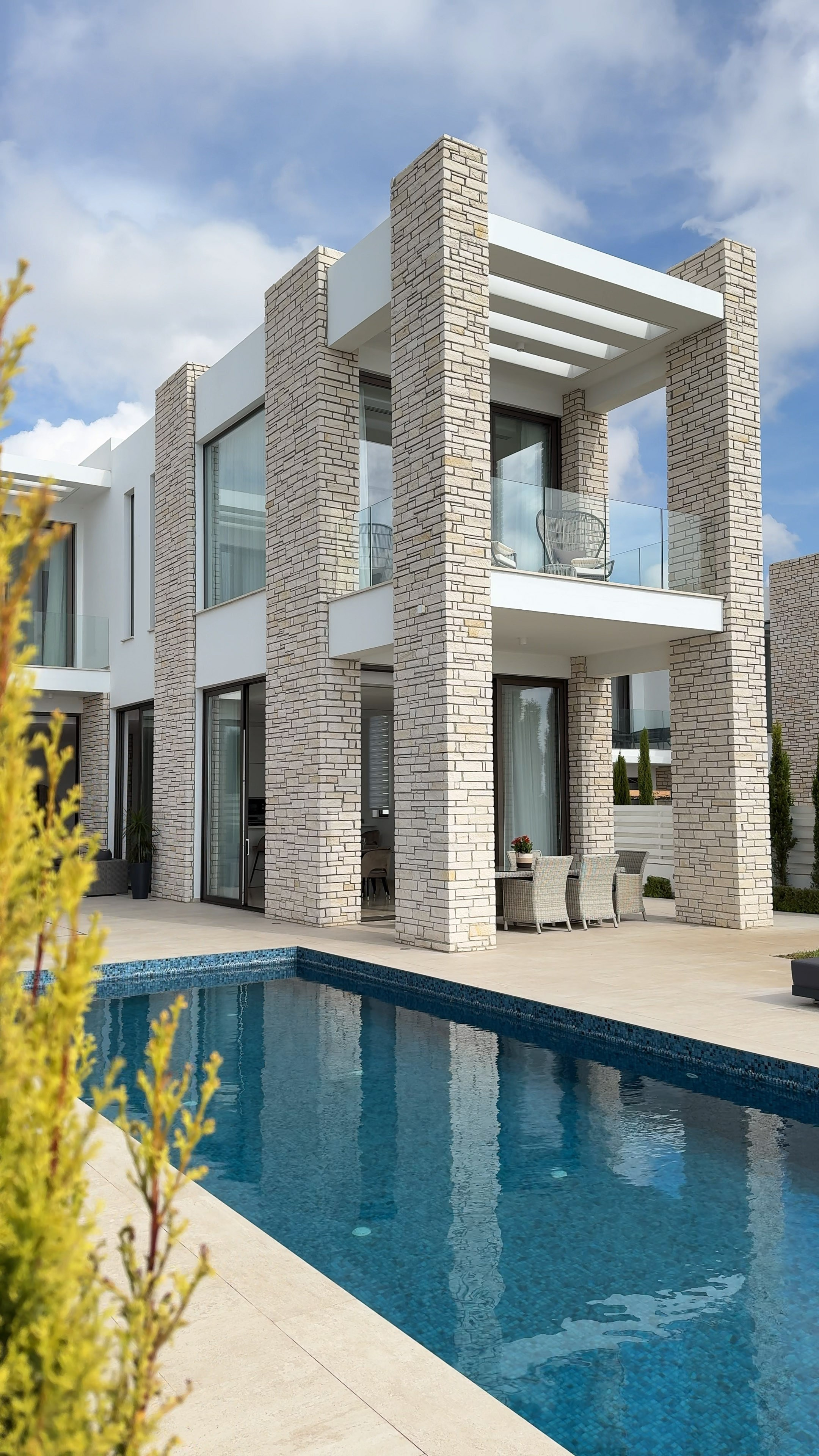 Агенство Недвижимости. Видеограф Добромыслов