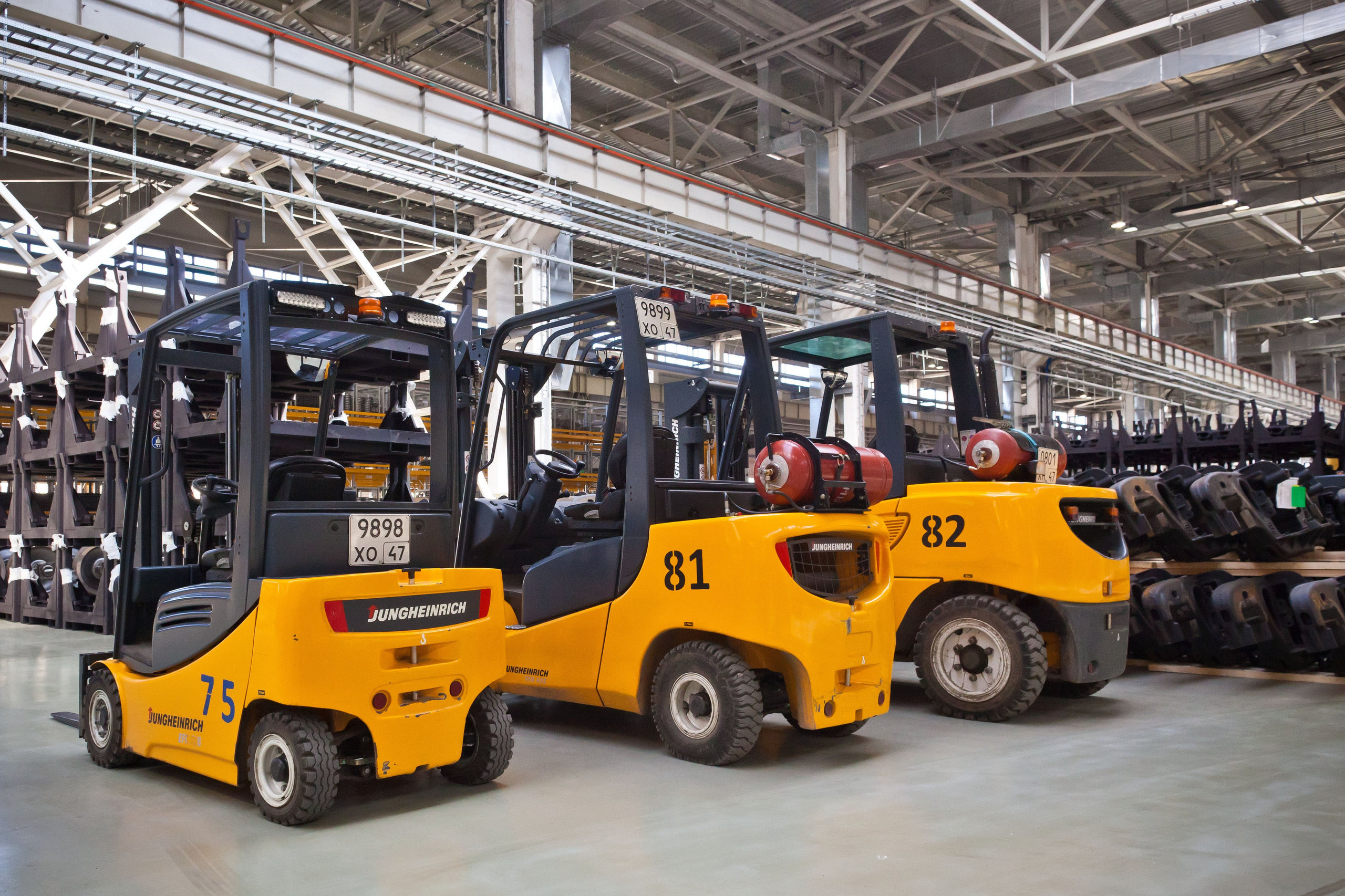 ТИХВИНСКИЙ ВАГОНОСТРОИТЕЛЬНЫЙ ЗАВОД. Рабочая сторона — бизнес портрет и репортаж в Санкт-Петербурге