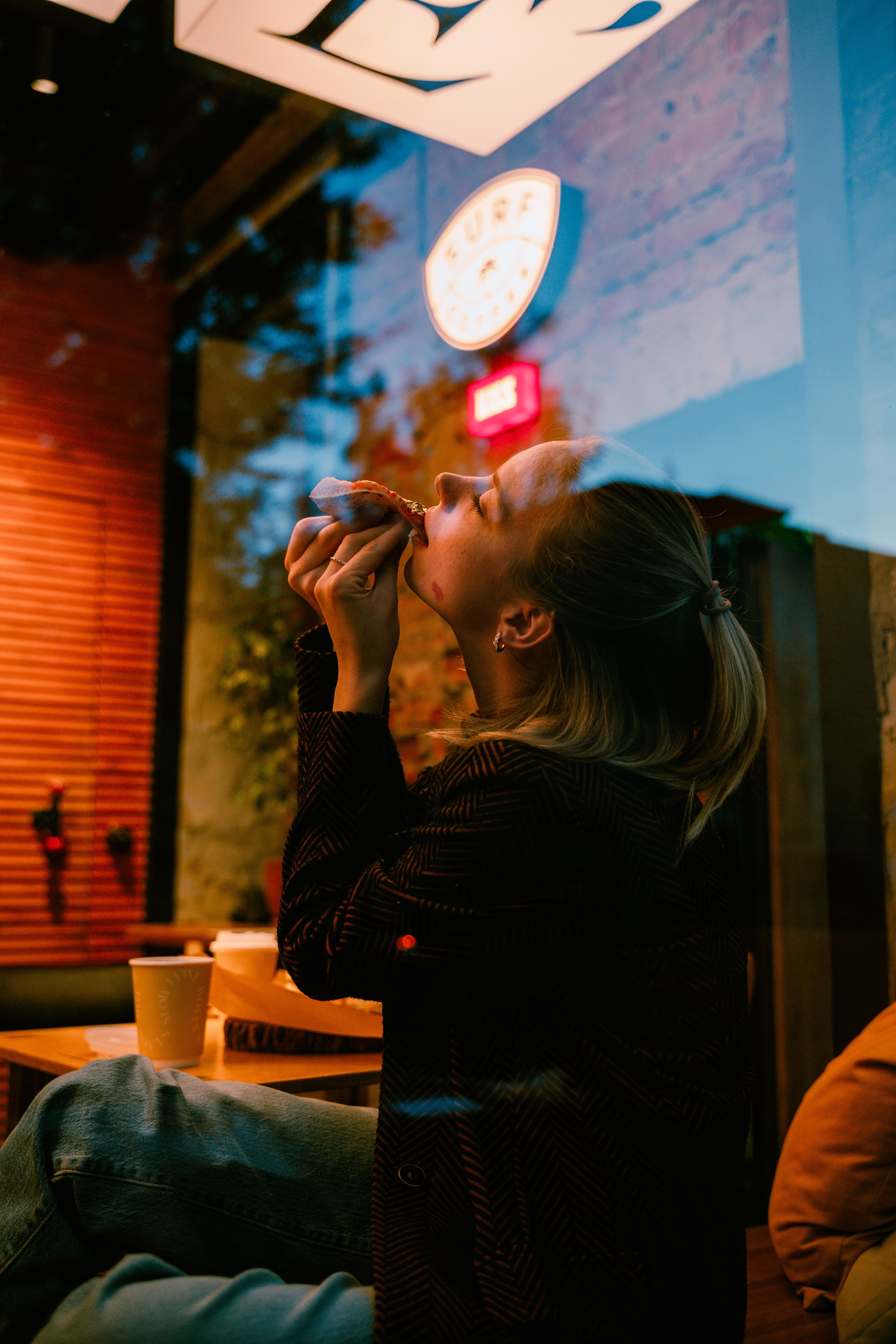 Наташа, осенний воздух и солнце. Фотограф Казань