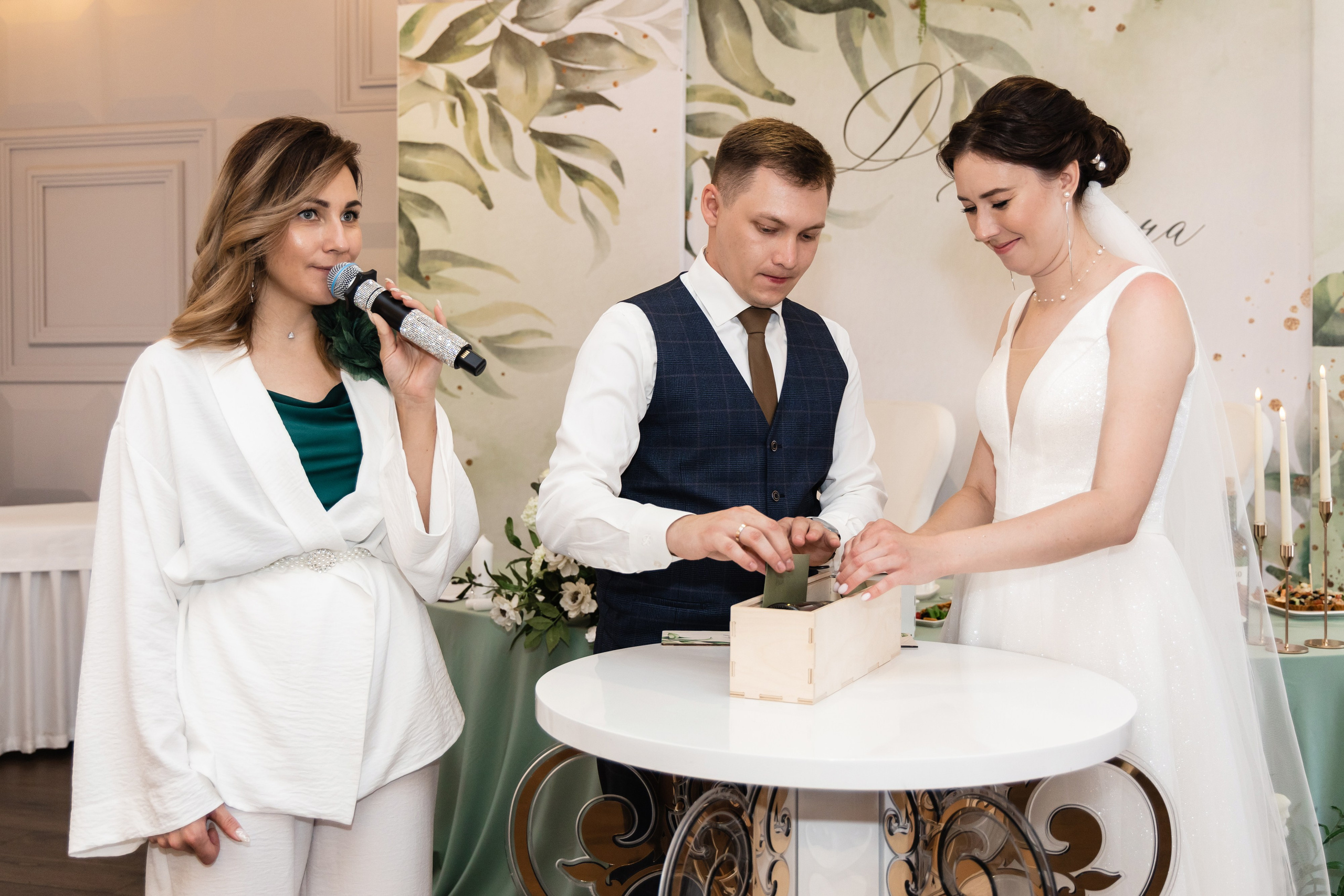 Алёна и Денис (полный день). Фотограф в Барнауле Юлия Садвокасова