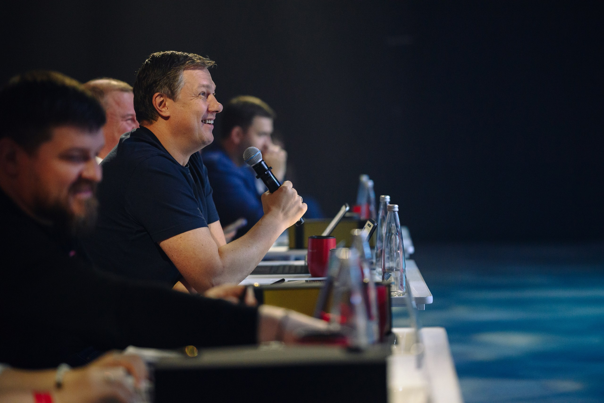 Свой код. Dmitry Gagarin Photographer