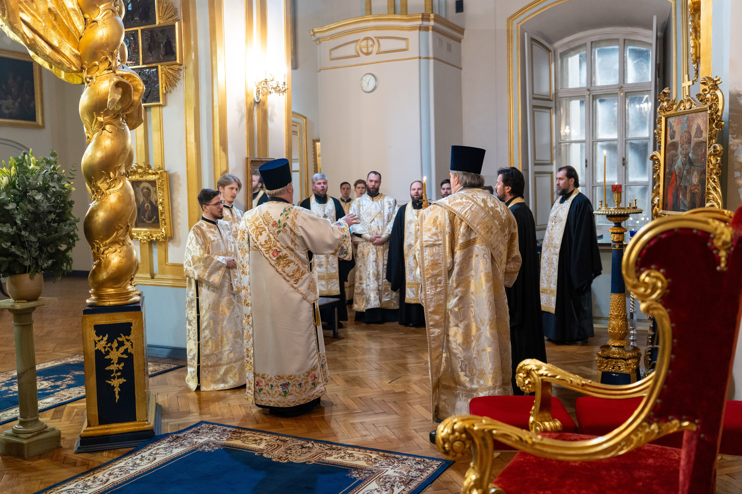 Праздничное бдение в Николо-Богоявленском морском соборе. НИКОЛО-БОГОЯВЛЕНСКИЙ МОРСКОЙ СОБОР