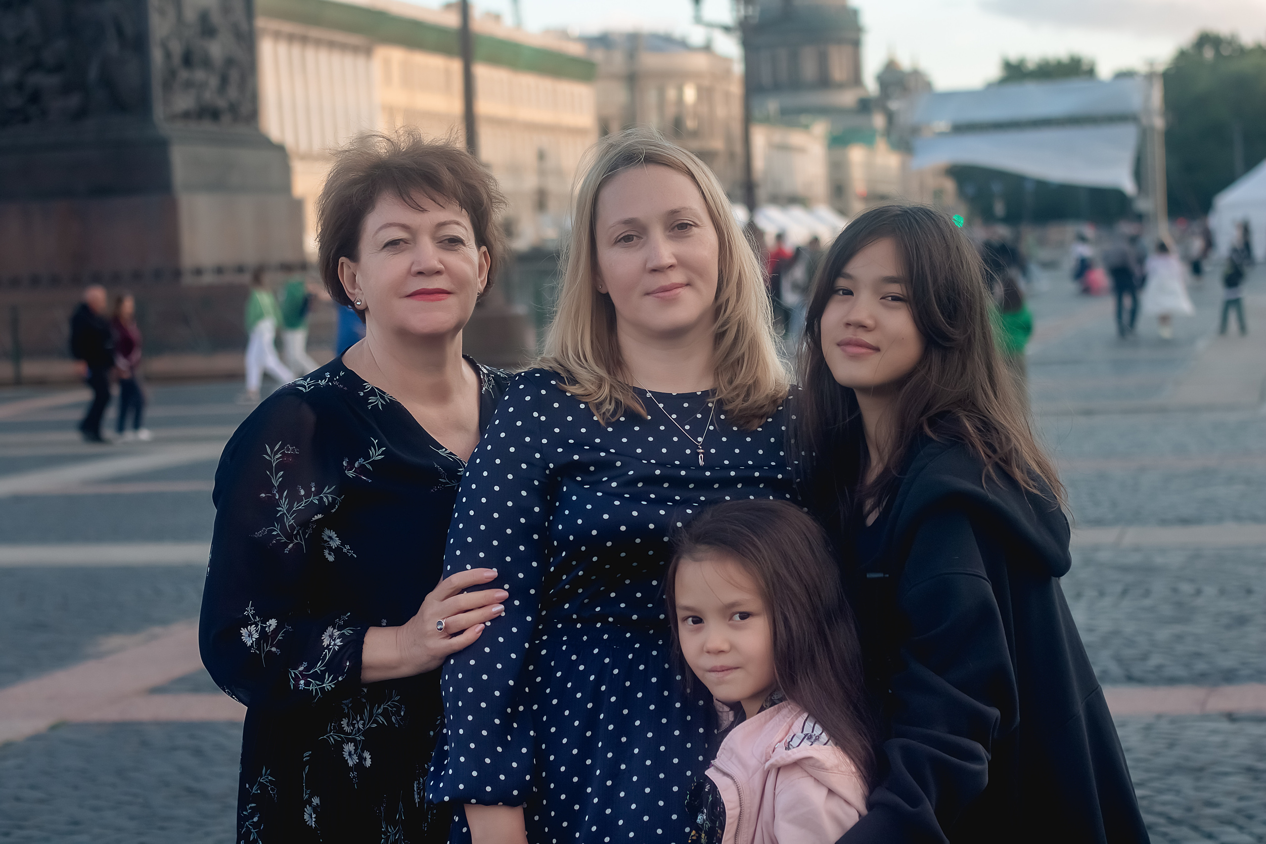 Ася семейная фото прогулка ❤️. Фотограф Анастасия, СПб: живые семейные и женские фотосессии без позирования, наполненные эмоциями