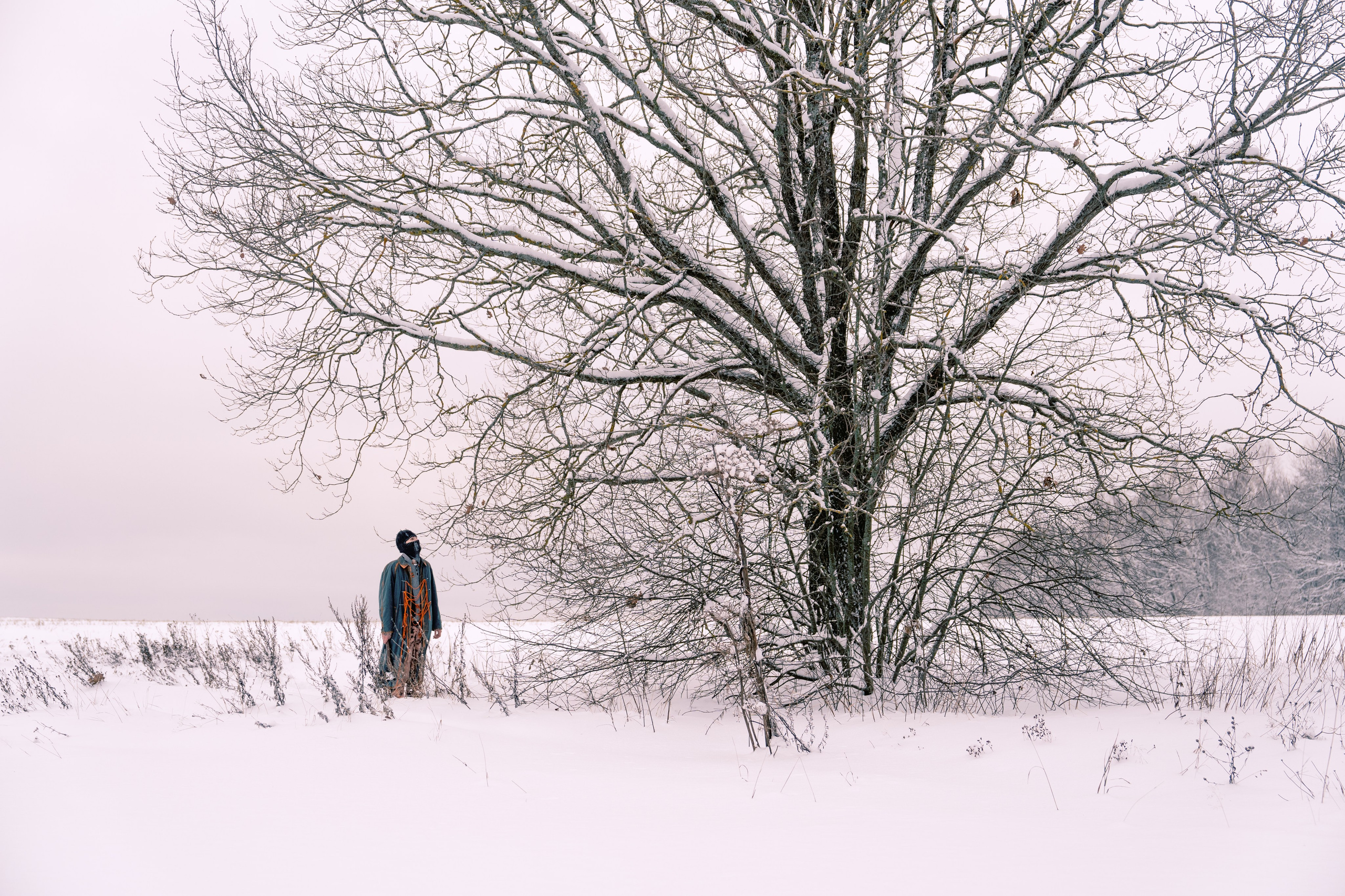 Loweliness. Backstage. @tomrus: Рустам Шагиморданов — фотограф