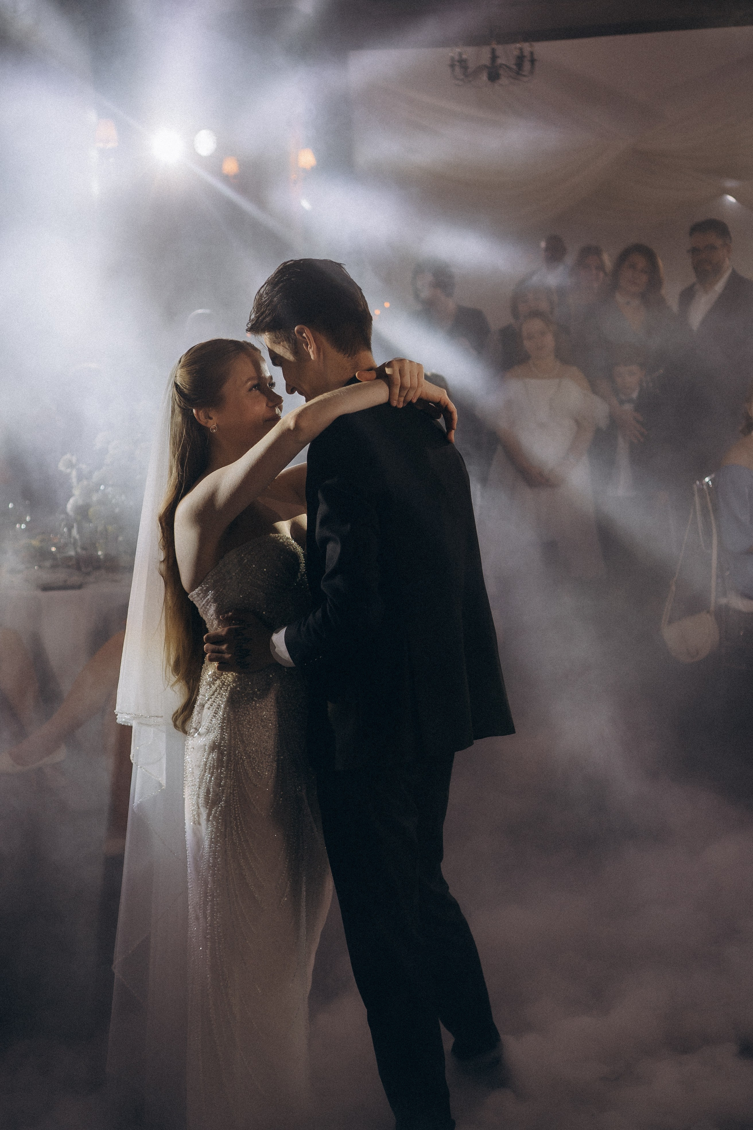 СВАДЕБНАЯ СЬЕМКА СБОРОВ В ОТЕЛЕ И ВЫЕЗД НА ЦЕРЕМОНИЮ (СНЯТО В СИБИРЕ В НИЖНЕВАРТОВСКЕ). Профессиональный фотограф, Санкт-Петербург — Виктория Богомолова