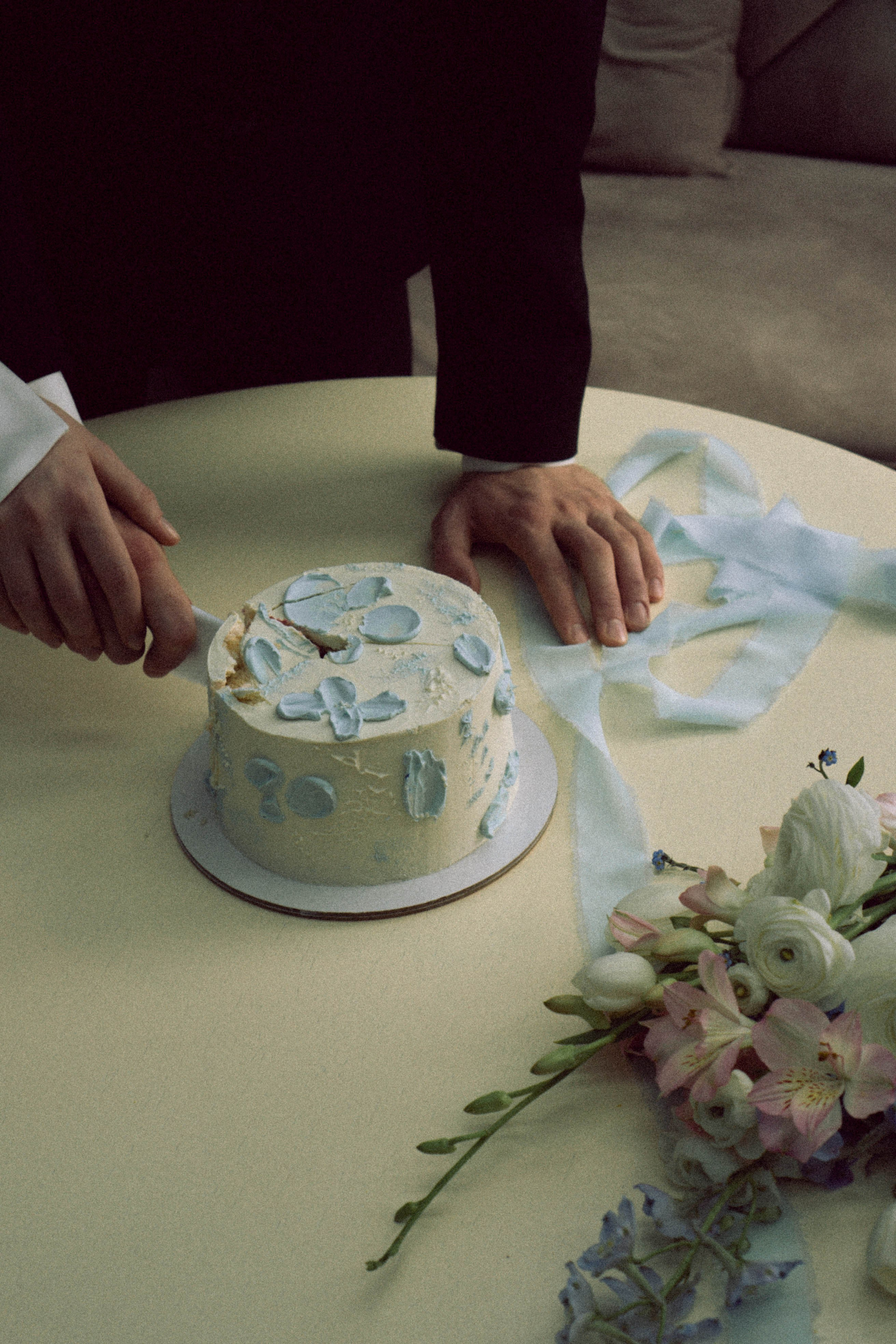 СВАДЕБНАЯ СЬЕМКА В ОТЕЛЕ. СБОРЫ ЖЕНИХА И НЕВЕСТЫ И ТАКЖЕ ТОР И ПОДГОТОВКА К ПРОГУЛКЕ. Профессиональный фотограф, Санкт-Петербург — Виктория Богомолова