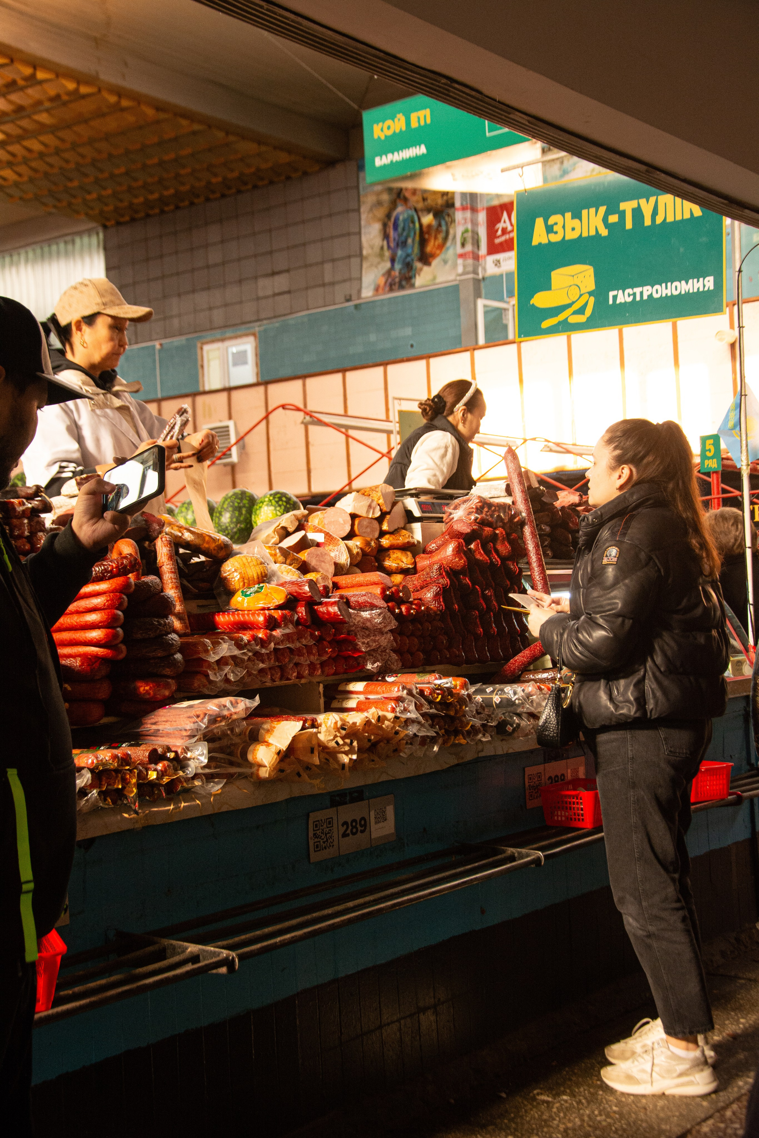 Обзорная пешеходная экскурсия по Алматы — центр города и история