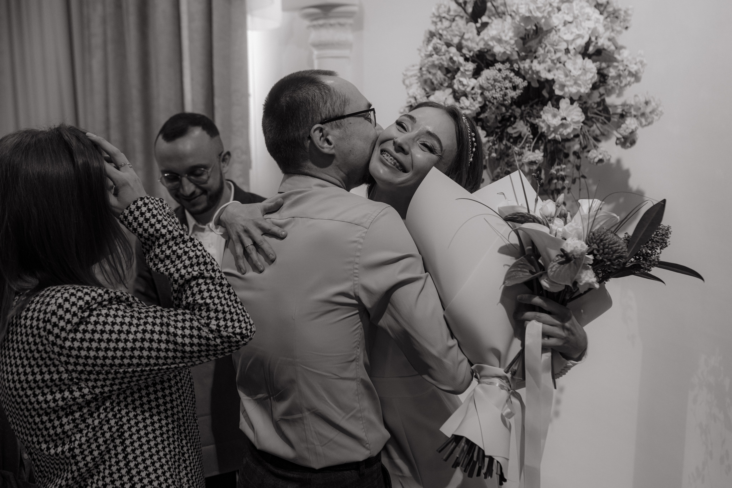 Регистрация Анастасии и Никиты — Краеведческий музей. Свадебный фотограф Екатеринбург/Челябинск — Любовь Волохова