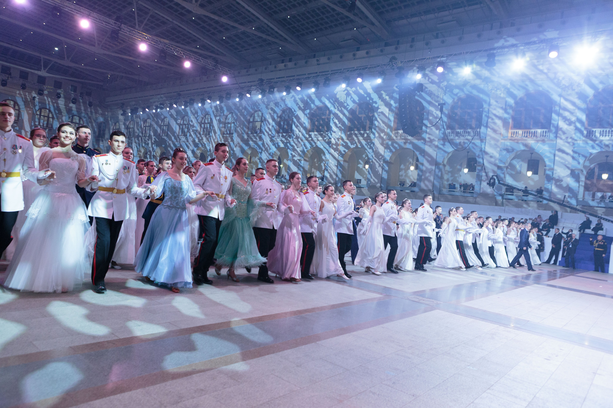 VIII «Международный Кремлёвский Благотворительный Кадетский Бал». Рекламный, предметный, репортажный, семейный фотограф и художник в Москве