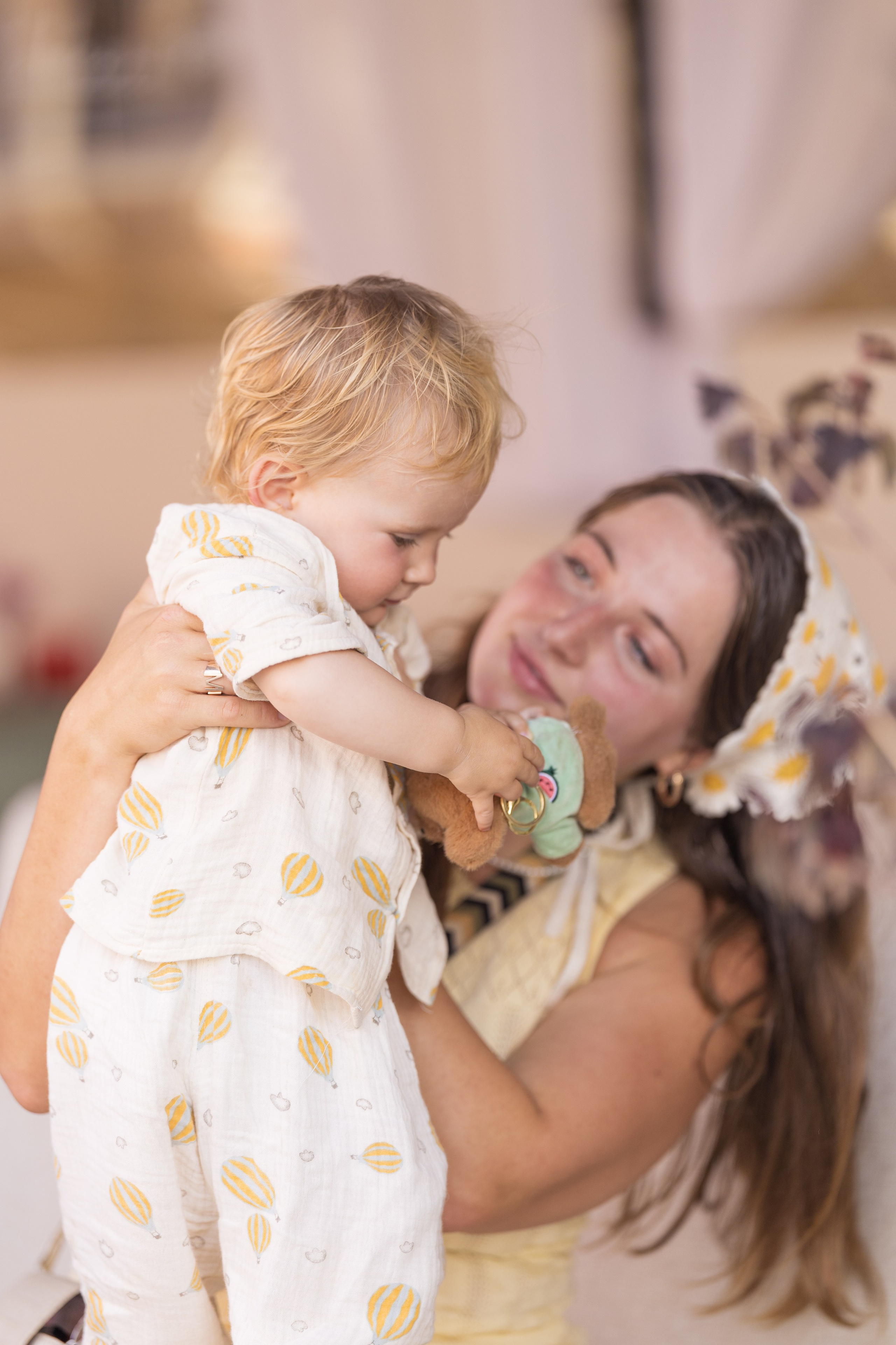 Фотосессия мамы с ребенок. Фотограф в Санкт-Петербурге Тимофей Орлов