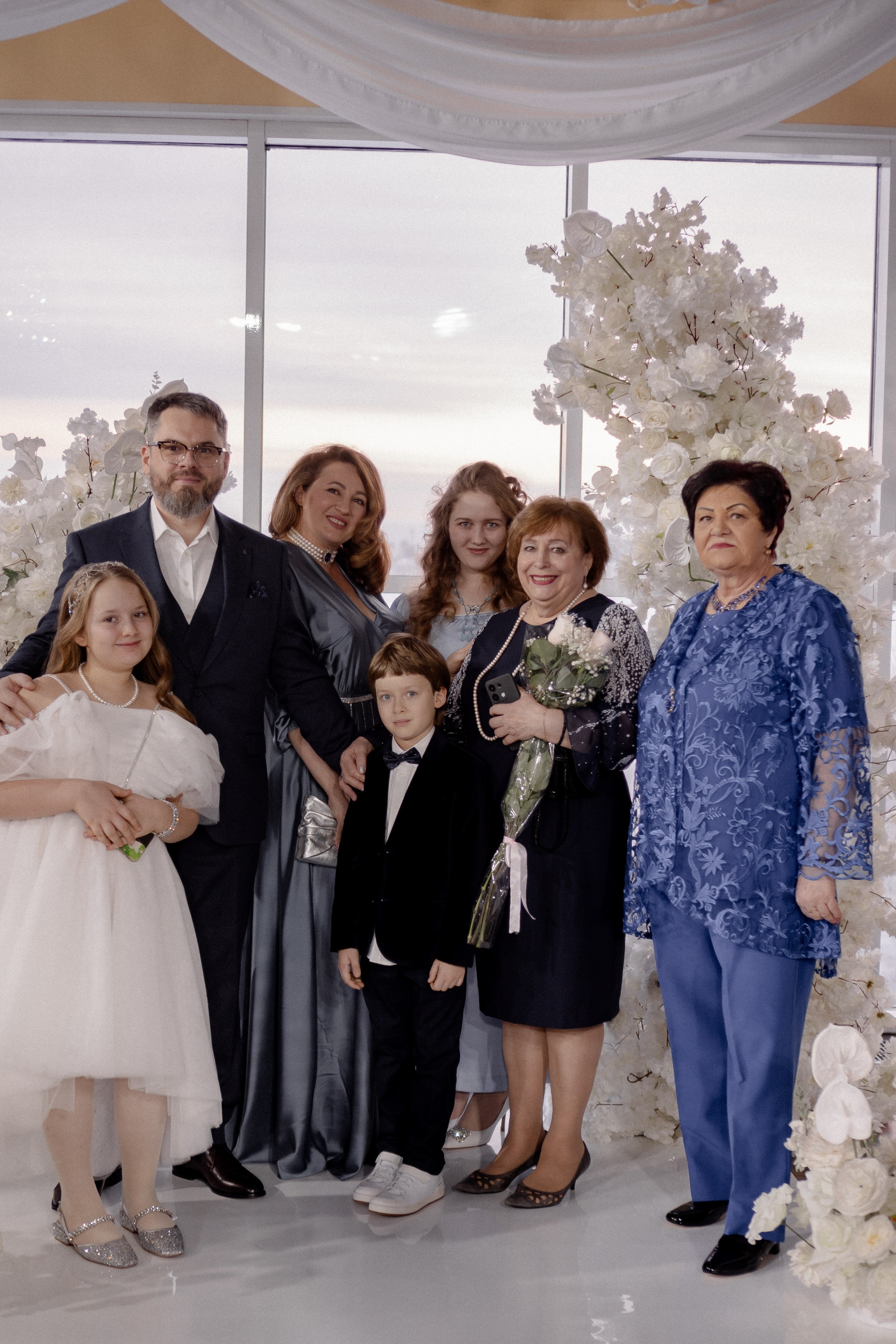 СВАДЕБНАЯ СЬЕМКА СБОРОВ В ОТЕЛЕ И ВЫЕЗД НА ЦЕРЕМОНИЮ (СНЯТО В СИБИРЕ В НИЖНЕВАРТОВСКЕ). Профессиональный фотограф, Санкт-Петербург — Виктория Богомолова