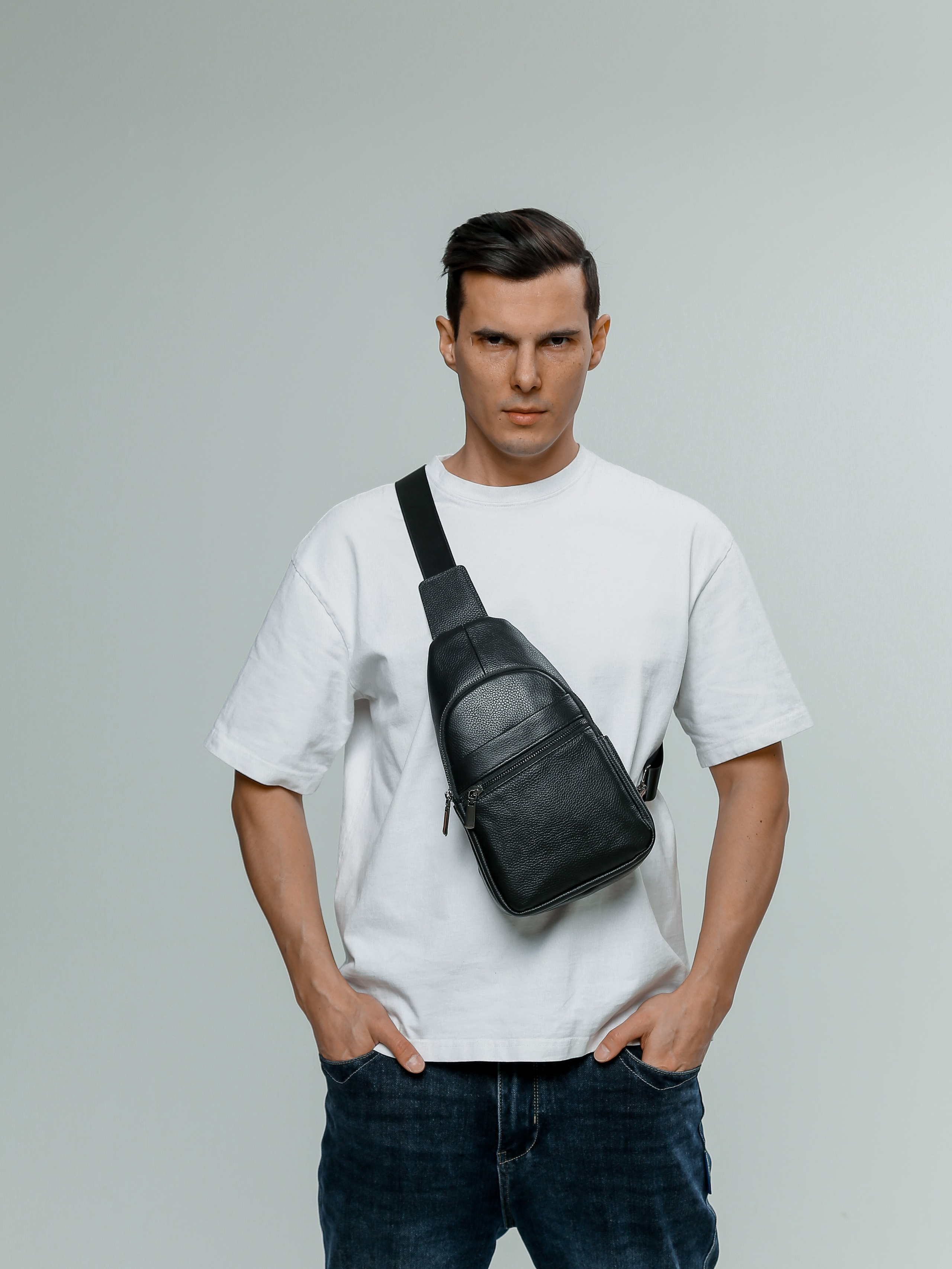 Коммерческая фотосессия мужских сумок для маркетплейсов и социальных сетей. Fashion фотограф в Санкт-Петербурге Савинова Ирина