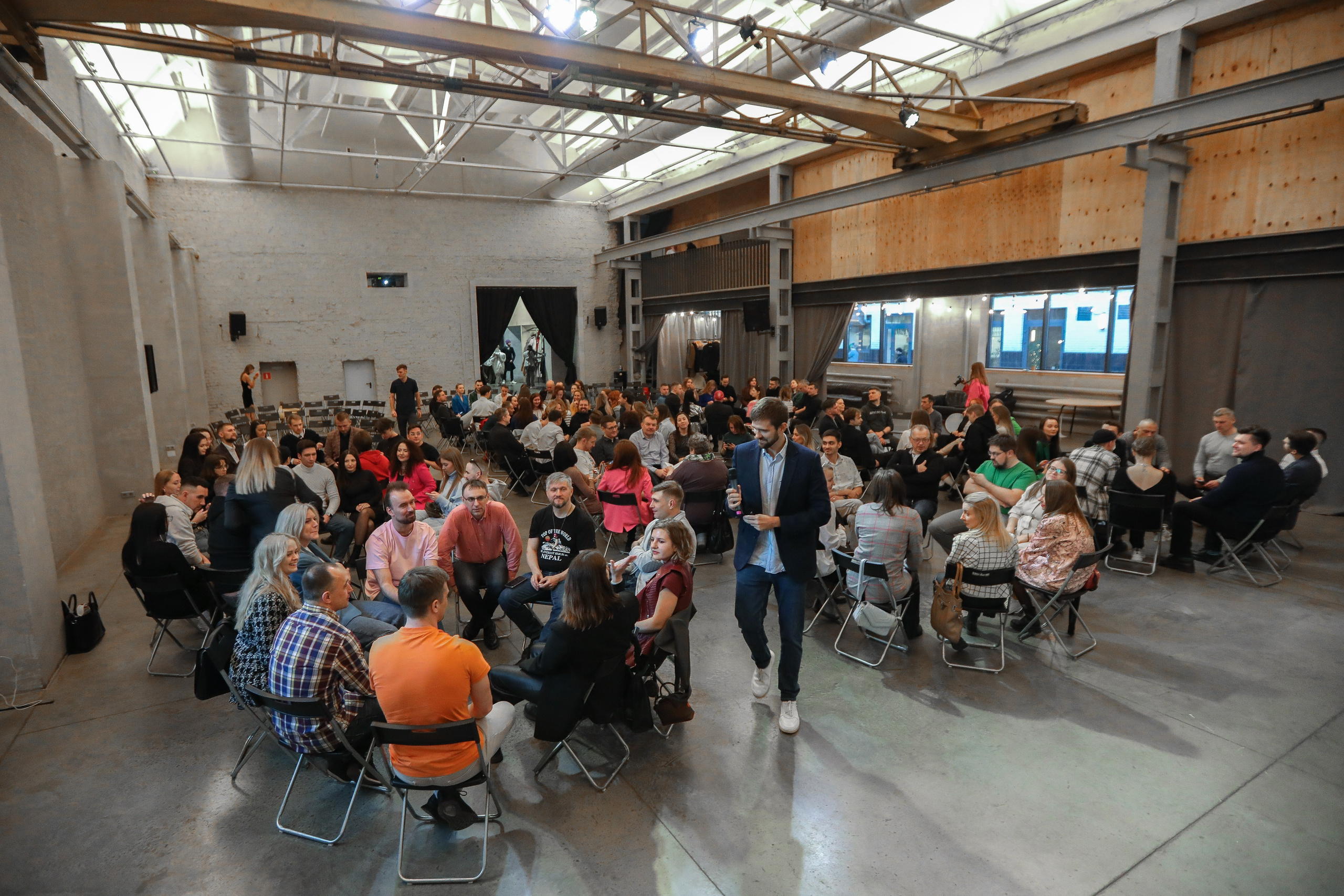 БИЗНЕС ФАКТ. Photographer Viktoriya Markushina «My world throug»