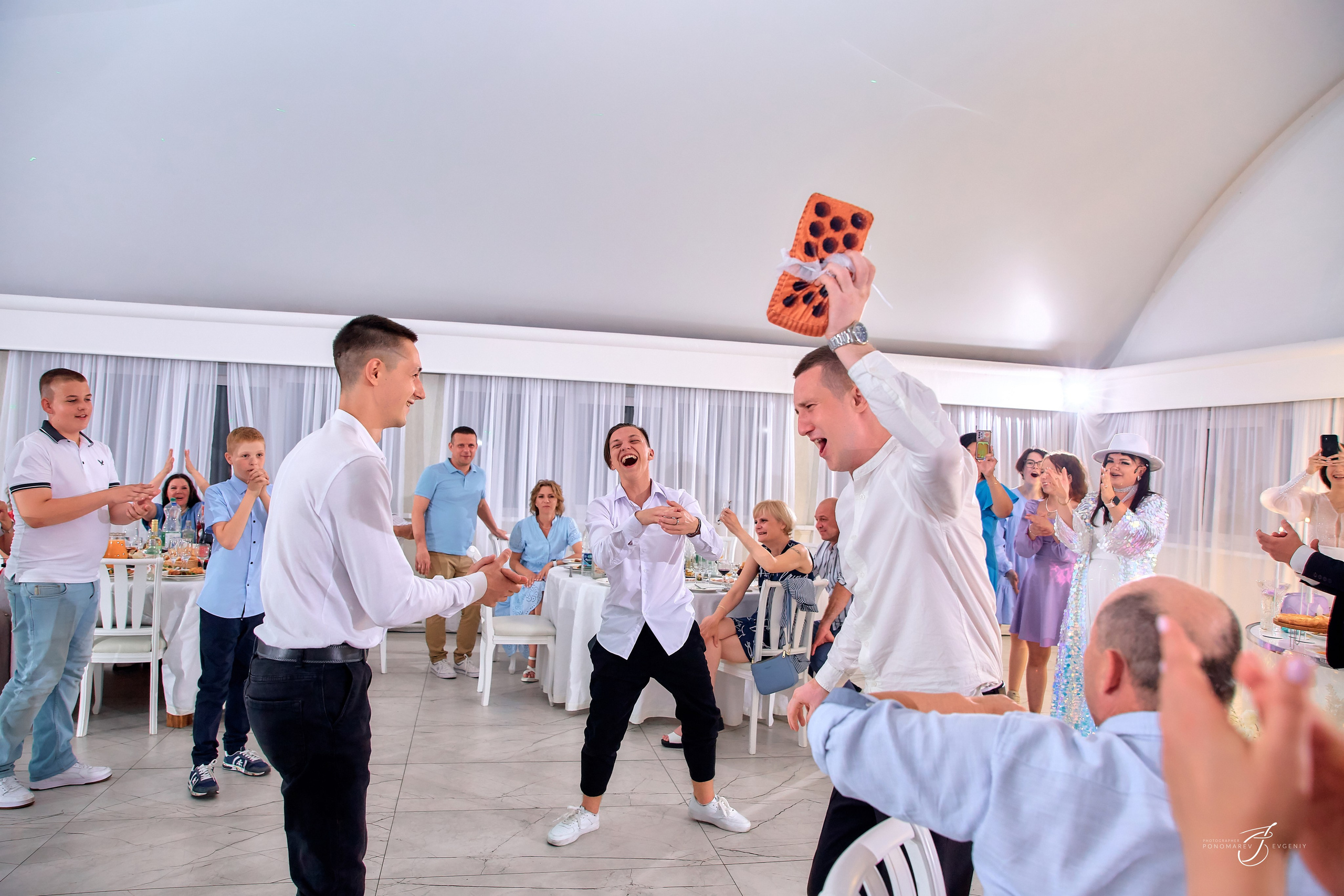 Свадебная фотосессия. Свадебный фотограф в Тольятти Жигулевске и Самаре Пономарев Евгений