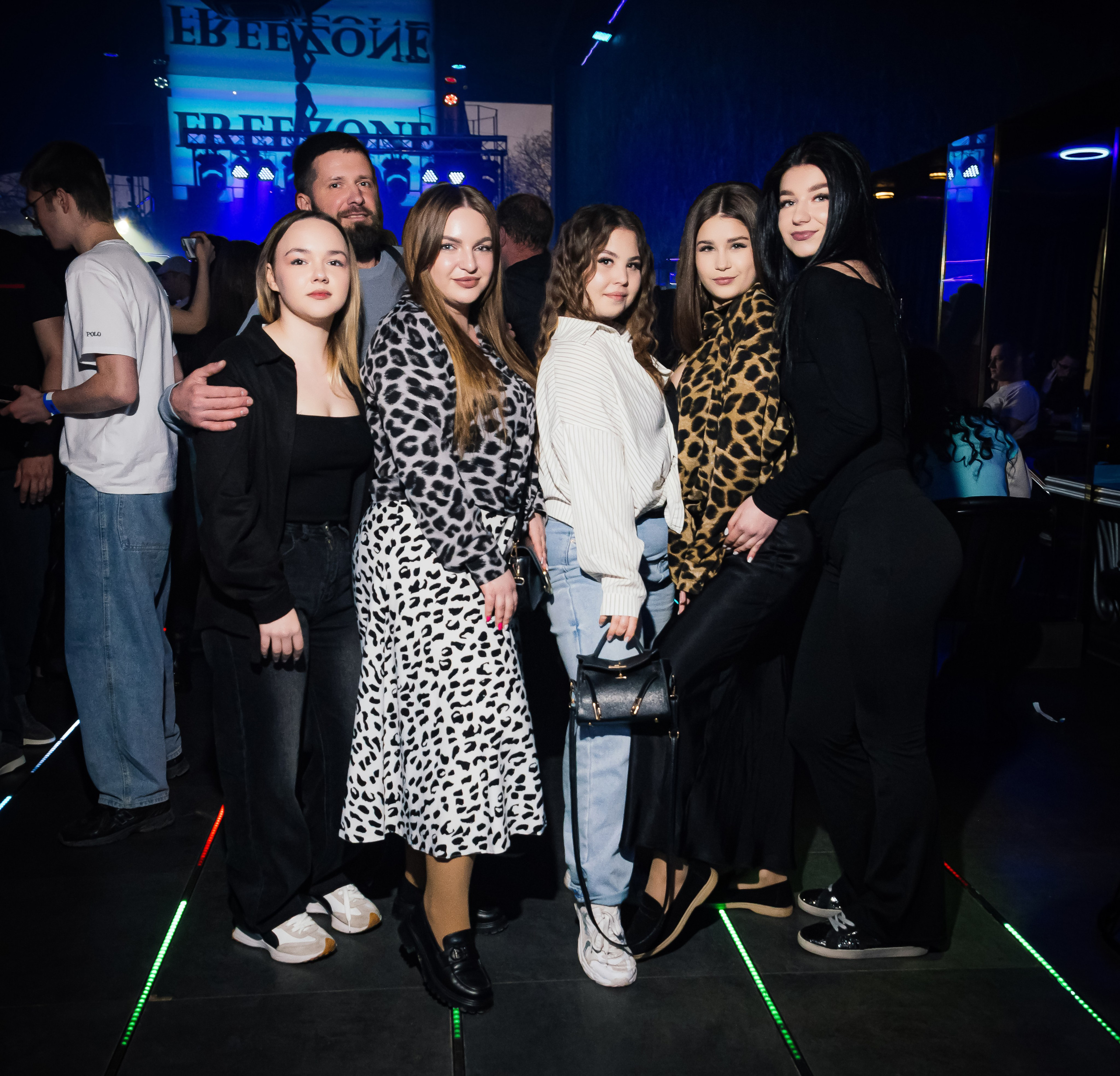 FreeZone night Club. Ларина Иванна фотограф в Донецке