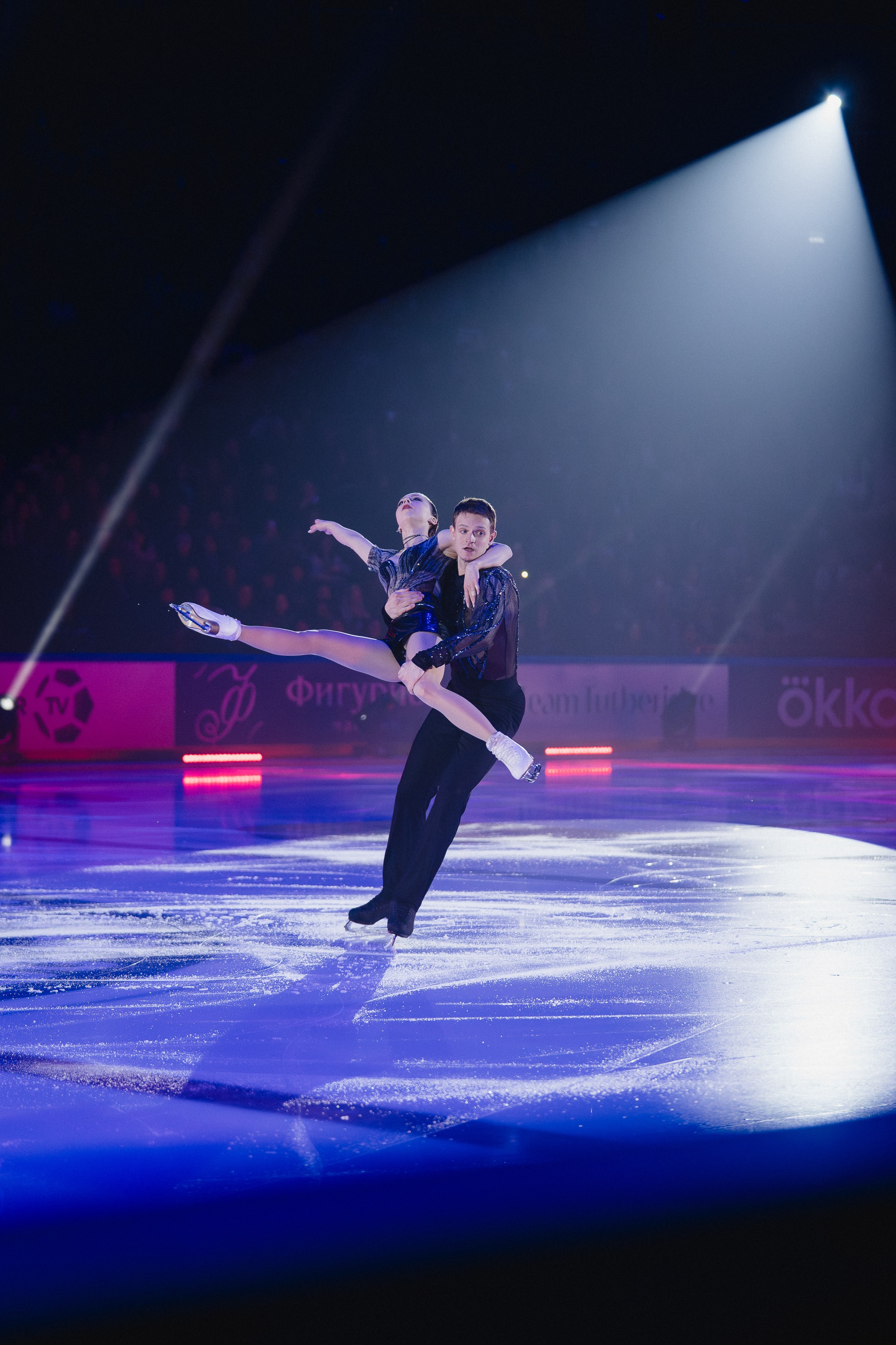 Шоу Этери Тутберидзе в Новосибирске. Воробьева Ксения — Спортивный и танцевальный фотограф Новосибирск