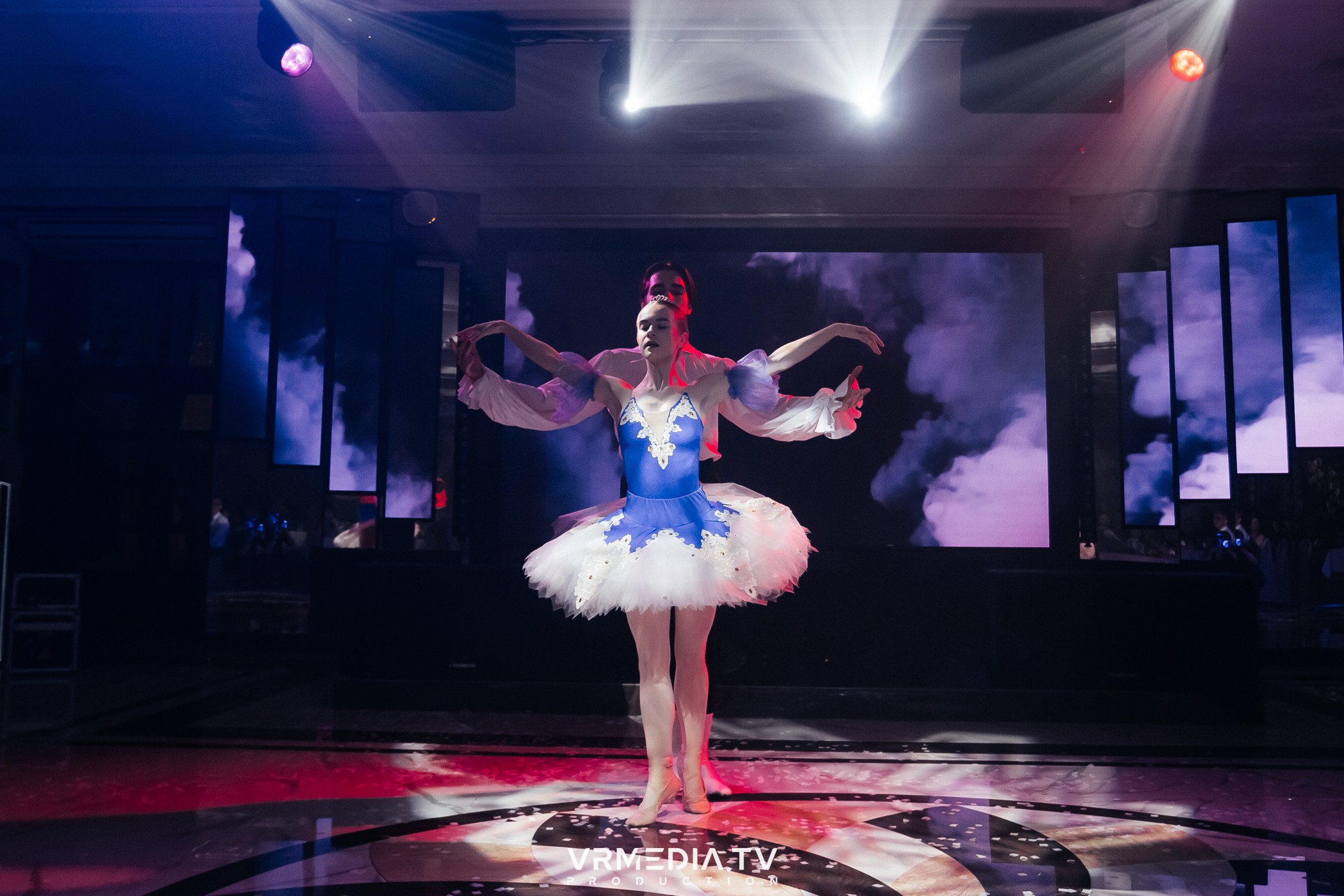 Новогодний вечер в ресторане «Лазурный Берег»