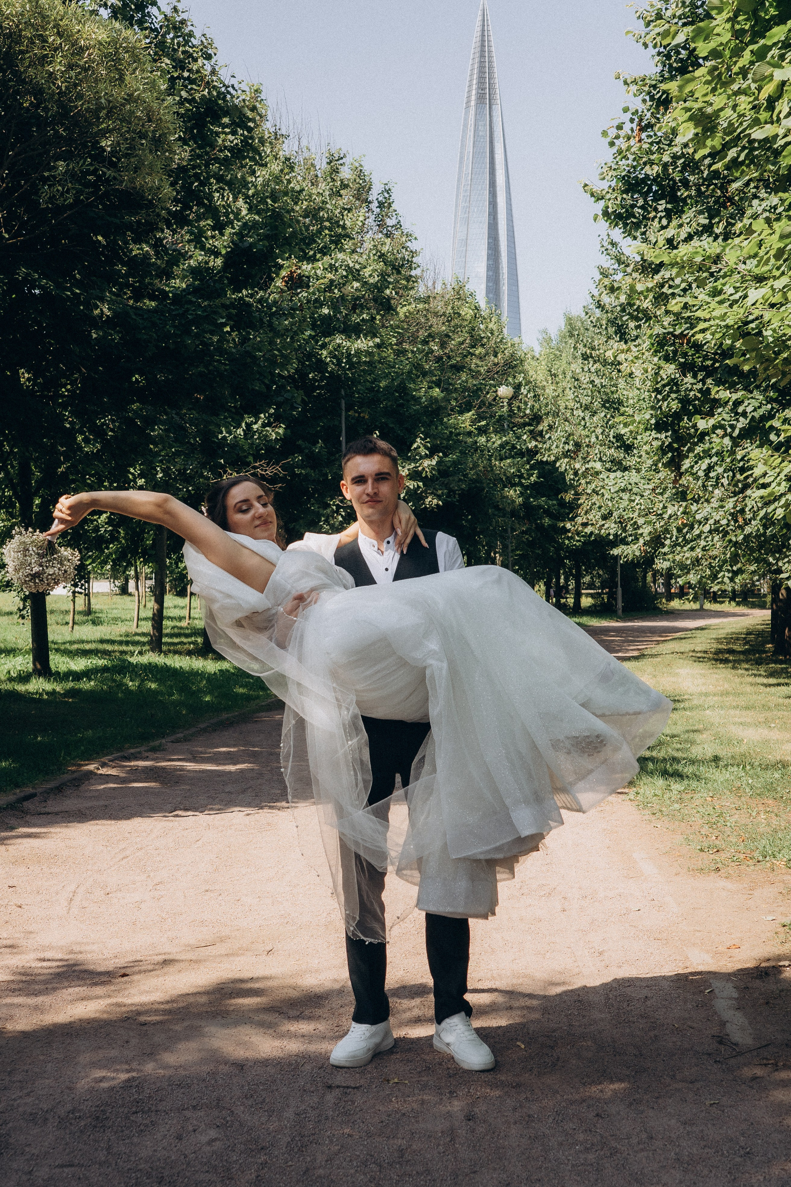 СВАДЕБНАЯ СЬЕМК В ПАРКЕ 300-ЛЕТИЯ. Профессиональный фотограф, Санкт-Петербург — Виктория Богомолова